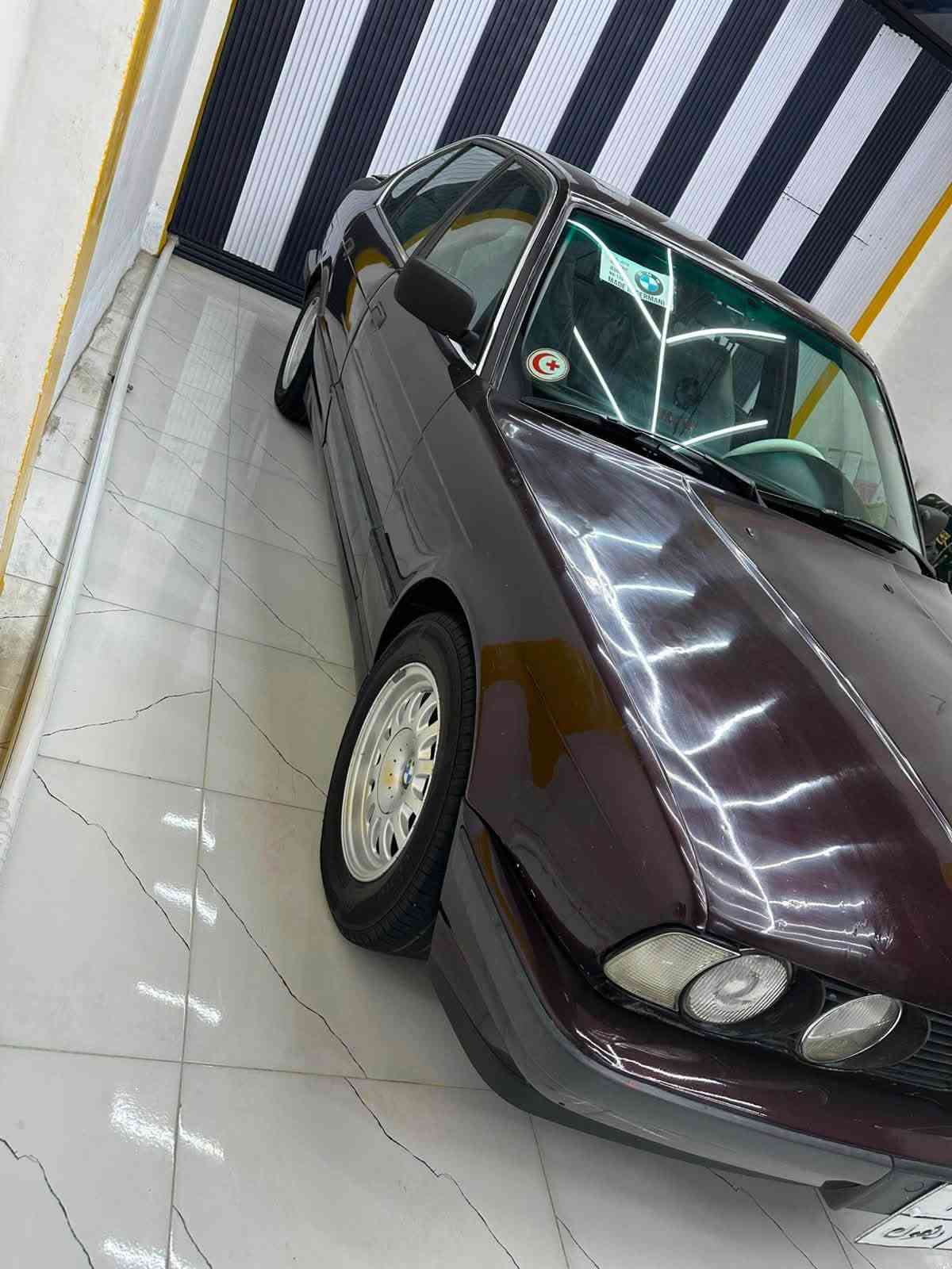 اسعد الله اوقاتكم بالف متابعينا الكرام    BMW  كير اوتوماتيك موديل 1991 محرك 6 سلندر حجم  525  محرك كير عالشرط رقم دهوك والهزة  جديدة  سيارة جديدة بمعنى الكلمة  كهربائياته كله شغالة  سعرة 54 ورقة بي مجال بسيط للشراي مال حك جية تيجي يمي عين غطة عين افراش اخدمك شراي يخابرني بيك خير اوتدلل ***********
