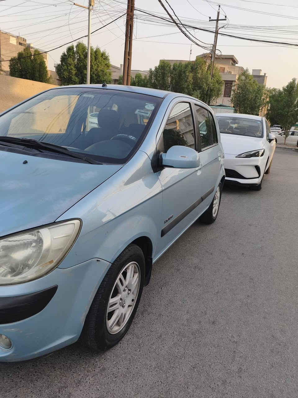 هونداي جيتز 2006 رقم بغداد مشروع وطني بأسمي نظيفة جدا ماشية 86 الف كم حقيقي ، خليجي الشركة العامة للسيارات ،
هونداي جيتز 2006 رقم بغداد مشروع وطني بأسمي نظيفة جدا ماشية 86 الف كم حقيقي ، خليجي الشركة العامة للسيارات ، 
محرك دوش 1600 مبدل جديد (حاوية) .كير حلو ونظيف. 
باتري جديد.. تخم تاير.. تبديل اذانات محرك ، قاعدة فيت بم جديدة.. مجاول جدد.. تبديل بلكات 
نوزلات.. تبديل مروحة مع راديتر جديدة.. تبديل كومبريسر مع بخاخ جديد.. تبريد ثلج.. تبديل سلف وداينمو مال (حاوية). ادامة كاملة للسيارة. غرفة نظيفة جدا و سلايد روف طكتين . شاشة دشبول.. جام اوتوماتيك ، 
بيها صبغ بابين عكس السايق وبنيد و دعاميات..قمارة بلادية جاردة شوية..والسونار جديد مرفق
..مكان السيارة بغداد/الكرخ السعر : 80 ورقة 

للاستفسار : واتساب ***********

او اسيا: ***********

