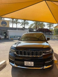 جيب كراند شيروكي لمتدد سبع راكب موديل ٢٠٢٣ كشنات منفصله استيرادي الخاص...