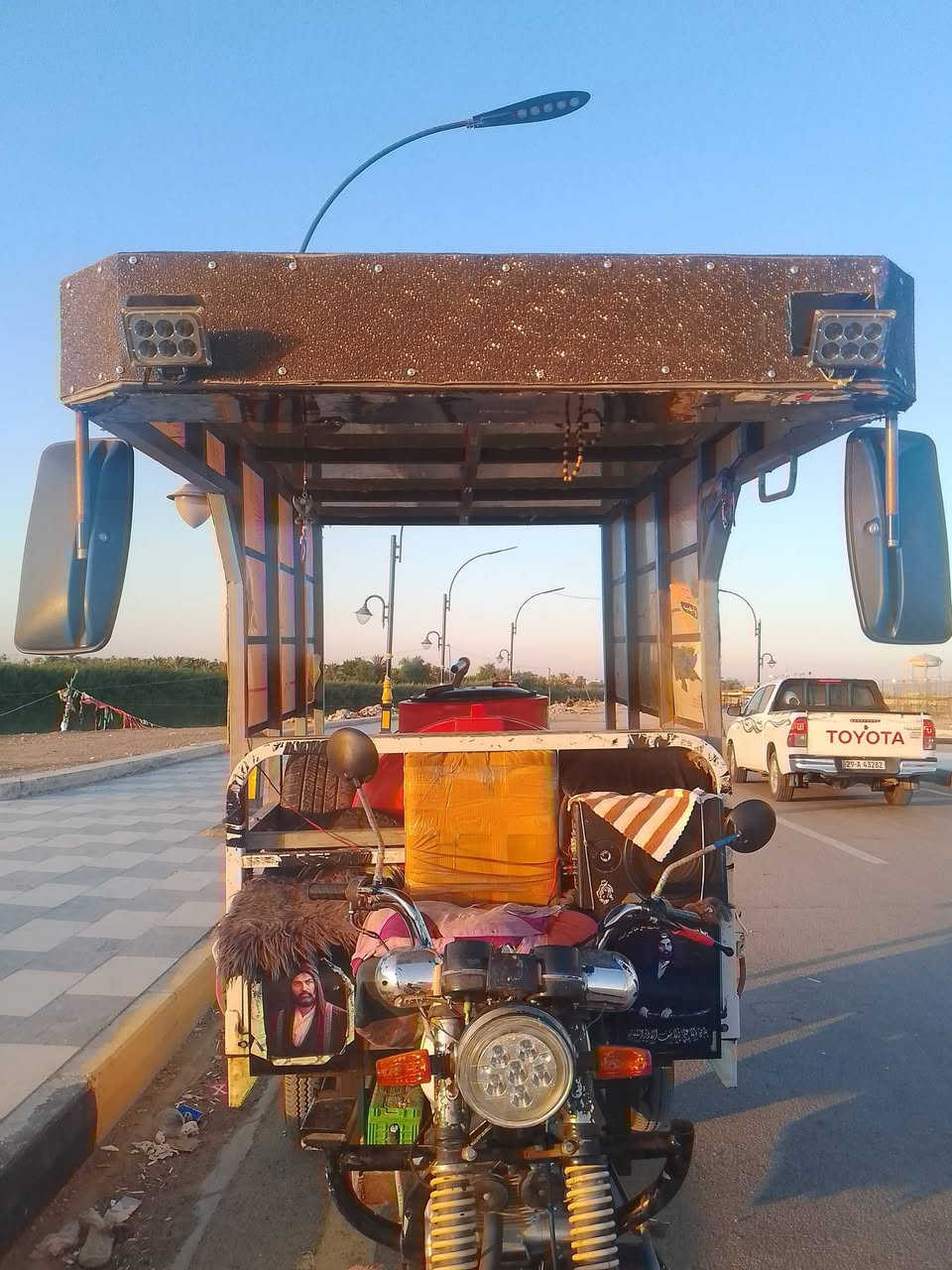 السقيفه للبيع ***********
