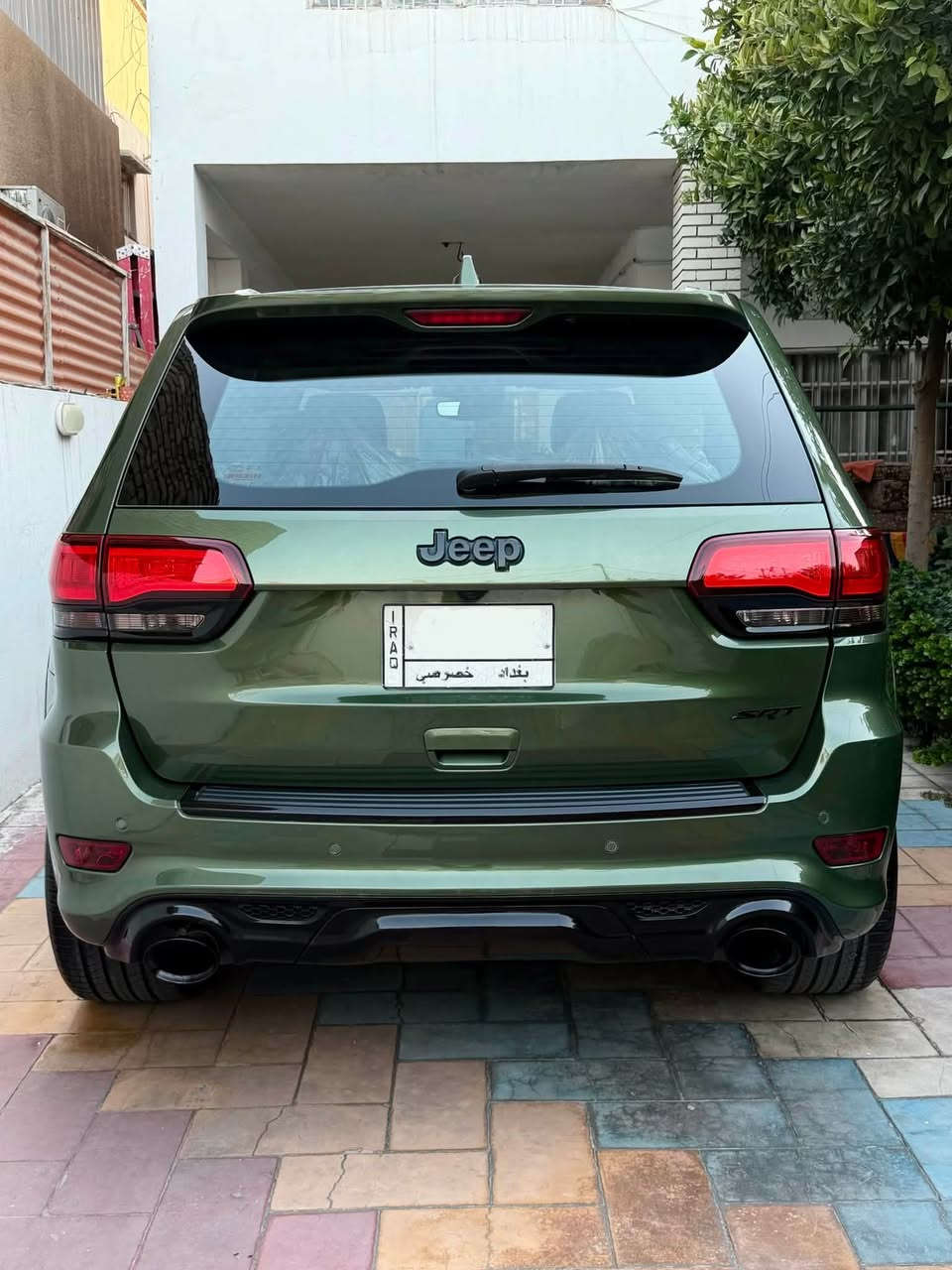 بسعر جارجر ناررر ⭕️⭕️
🚱🚱🚱🚱
❌جيب SRT  2021 وكالة هارلم 
❌مكينه 6400cc 
❌لون مميز وسياره مميزه حلوه 
❌ماشيه 33 الف ميل يعني 50 الف كيلو
❌فوووول مواصفات 1/1 
❌رادار امامي 
❌بانوراما
❌3 شاشات 
❌حساسات 360ْ
❌صندوك كهرباء
❌كشنات جلد وكنتارا
❌خزن كشنات + تدفئة تبريد 
❌سستم صوت Harman kardon
❌فجوج برمبو SRT 
❌غراض الشركه وسماعاتها وكتلوك وبصمه ثانيه وارضيات وجنطة الشركه كلها وياها 
❌وعليها اضافات 
⭕️منظومة ميثانول نوعية AEM
⭕️شوته AFE مغلقة 
⭕️اويل كاج كان امريكي 

🔆السياره حديده وحلوه بيها صبغ صار جاملغ وشويه من البنيد وعندي صور طخه بسيطه 
رقم بغداد باسمي 
السعر 29500$ بيها مجال 
***********
