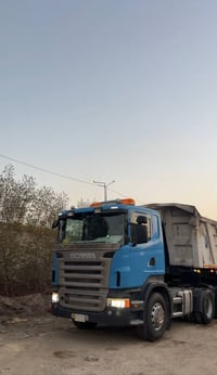اسكانيه موديل 2008 مكينه 420 انجكتر خطين كير 900 3×3 مجموعه ورده  سربس...