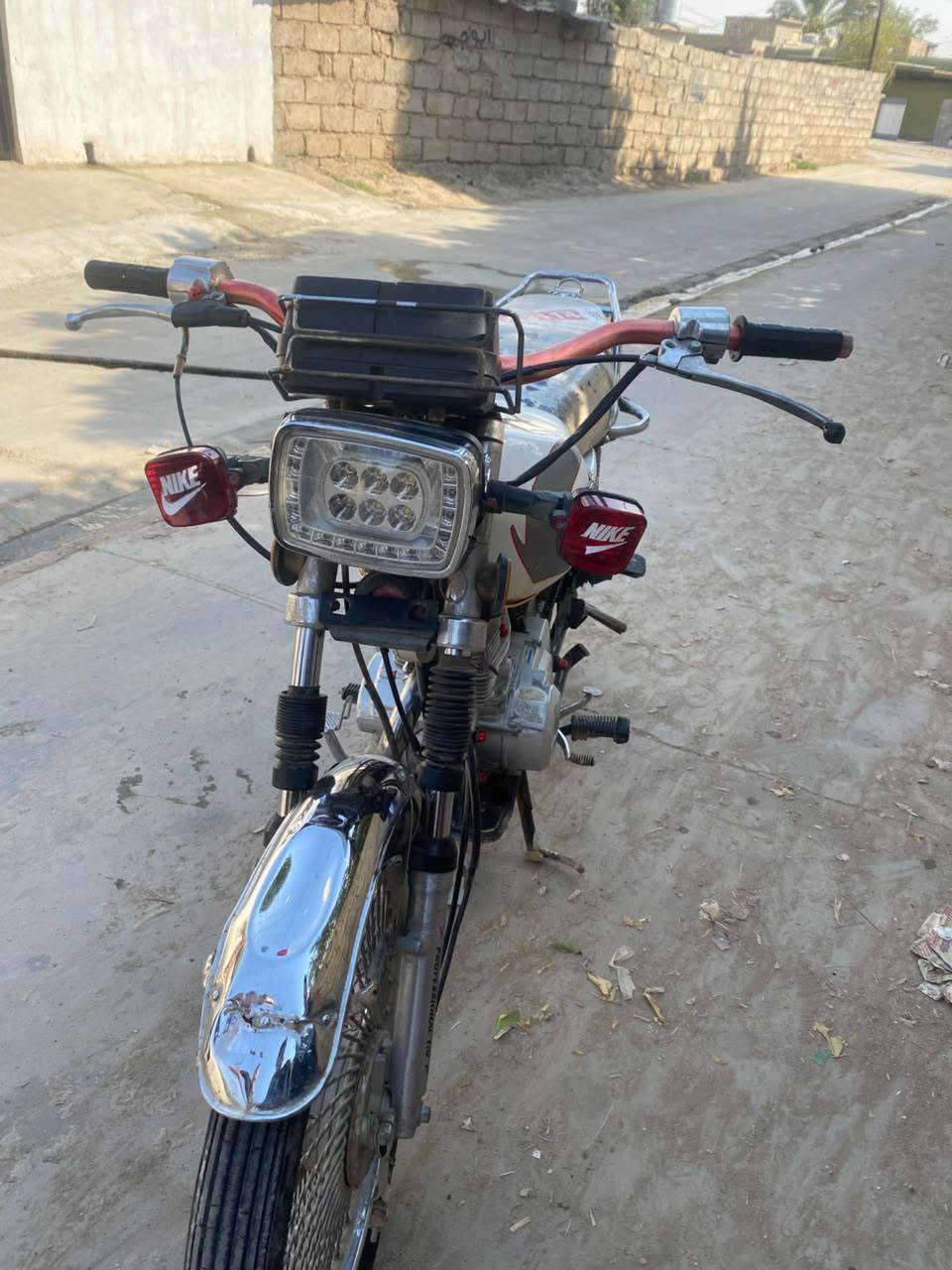تايكرش  عشرين شرط شلعة ومعدل تجي جيك بيدك السعر 380بي مجال شي غليل العنوان مجمع سد باادوش  خاص مارد تعال واتساب ودلل ***********
