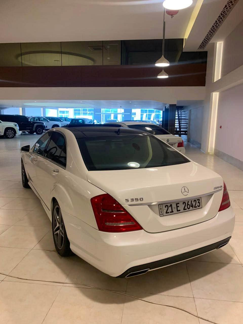 للبيع مارسدس S350 AMG موديل 2012 ماشيه 150 الف كيلو متر ،السياره خليجيه وكاله شركه باجگر فول مواصفات (باب طويله وبانوراما وجكات وكامرا وحساسات وداخل مميز لون قهوائي وكشنات تدفئه وتبريد حتى الخلفيه وبعد هوايه مواصفات)
السياره مكفوله بدون صبغ او تبديل بيها فقط بارد بالجاملغ الخلفي ،گير ومكينه بشرط
السياره مرقمه سليمانيه وجاهزه 

سعر 245$

ڕەقەم ***********
