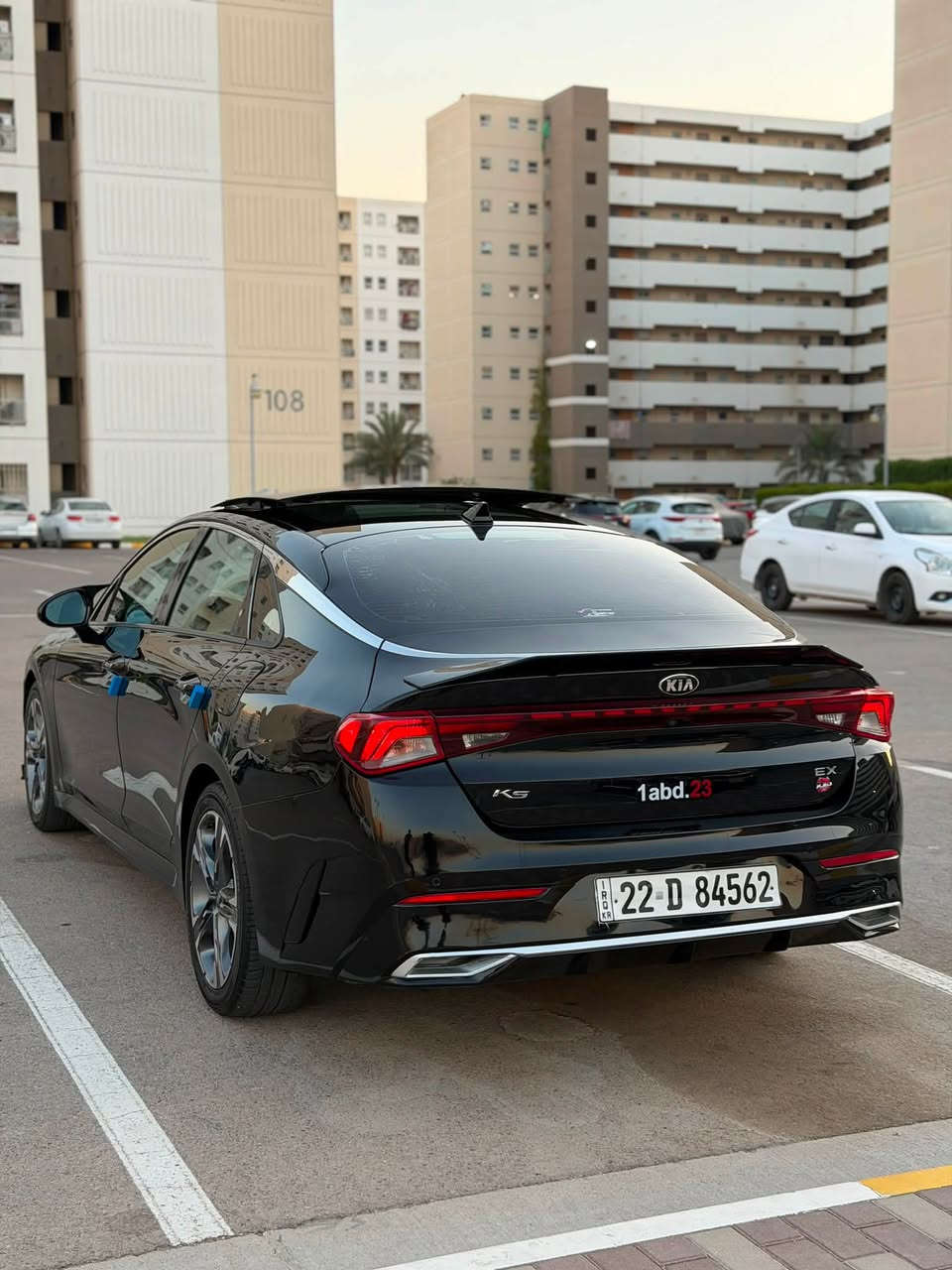 السلام عليكم كي فايف 2021 للبيع
Kia k5 2021 EX
فول مواصفات
-تدفئه تبريد كشنات
-فتحه بنوراما
-اربع مودات قياده
- تشغيل عن بعد
-اناره داخليه
- اوتو هولد
- سايد بريك دكمه
-قياده ذاتيه
- حساسات اماميه 
-حساسات خلفيه
- كفرات عليها
- معربه اعدادتها كلها
حادث سياره جاملغ وبنيد مثل مموضح ربع بربع وبيها بارد جاملغ خلفي صغير مثل مموضح بصوره سونار 
- ماشيه 64 mil 
- رقم اربيل هزه جديده 
- عليها ادامه السياره
للبيع او مراوس برقم شمالي 
***********
مكاني بغداد
