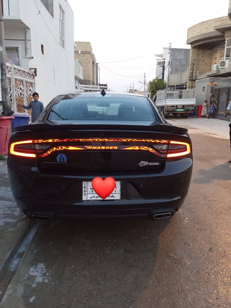 سلام عليكم جارجر موديل 2016 sxtمحدثه srt بدون حادث حادثه دعاميه بيه بارد خفيف كلش با باب الخلفي مبرمجه جاهزه من كلشي محرك 3600 ويل 18اصلي  السعر 175بيه مجال  مكاني الانبار الفلوجه الصقلاويه 
***********
‏‪***********‬‏
رقم بغداد باسمي تحويل ثاني يوم

