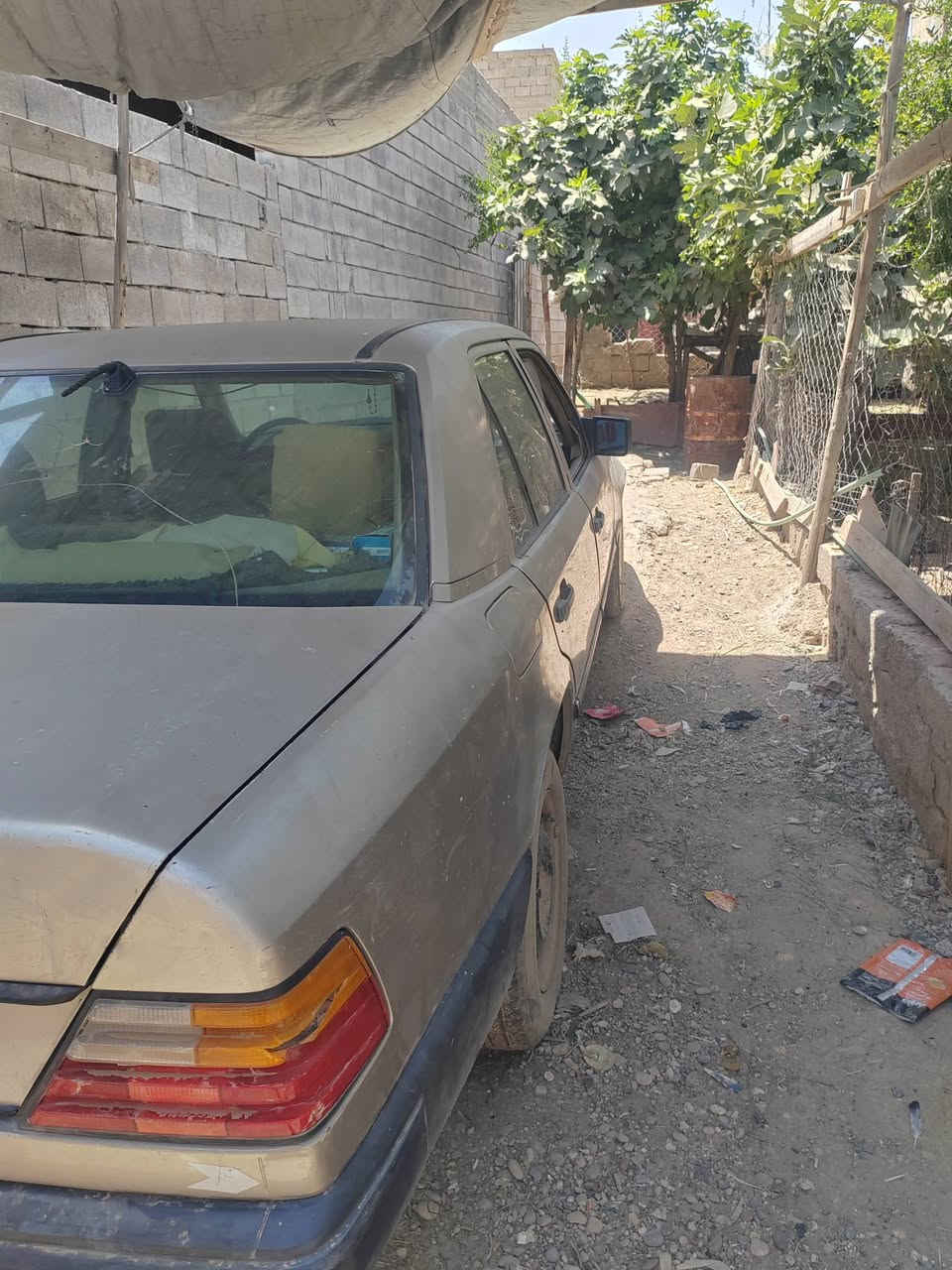 سلام عليكم
للبيع دوب 300
محرك 3000vvt
موديل 86
داخل لونين تخم توير جداد
سياره مال تعمير 
سنويه بيضه وكاله عمه بسمي منتهيه
مدفوع كمرك معمله ملته كامله باقيه علا بسمه
من 2013
اده تريد تحويل سحب شرعي من تلعفر 
بي كربون ورقي
 
سعره 30 ورقه ابيع فحم في فحم في فحم
اده شراي اتصال ***********  *********** بي وتساب
مكان موصل أيسر رشيديه
