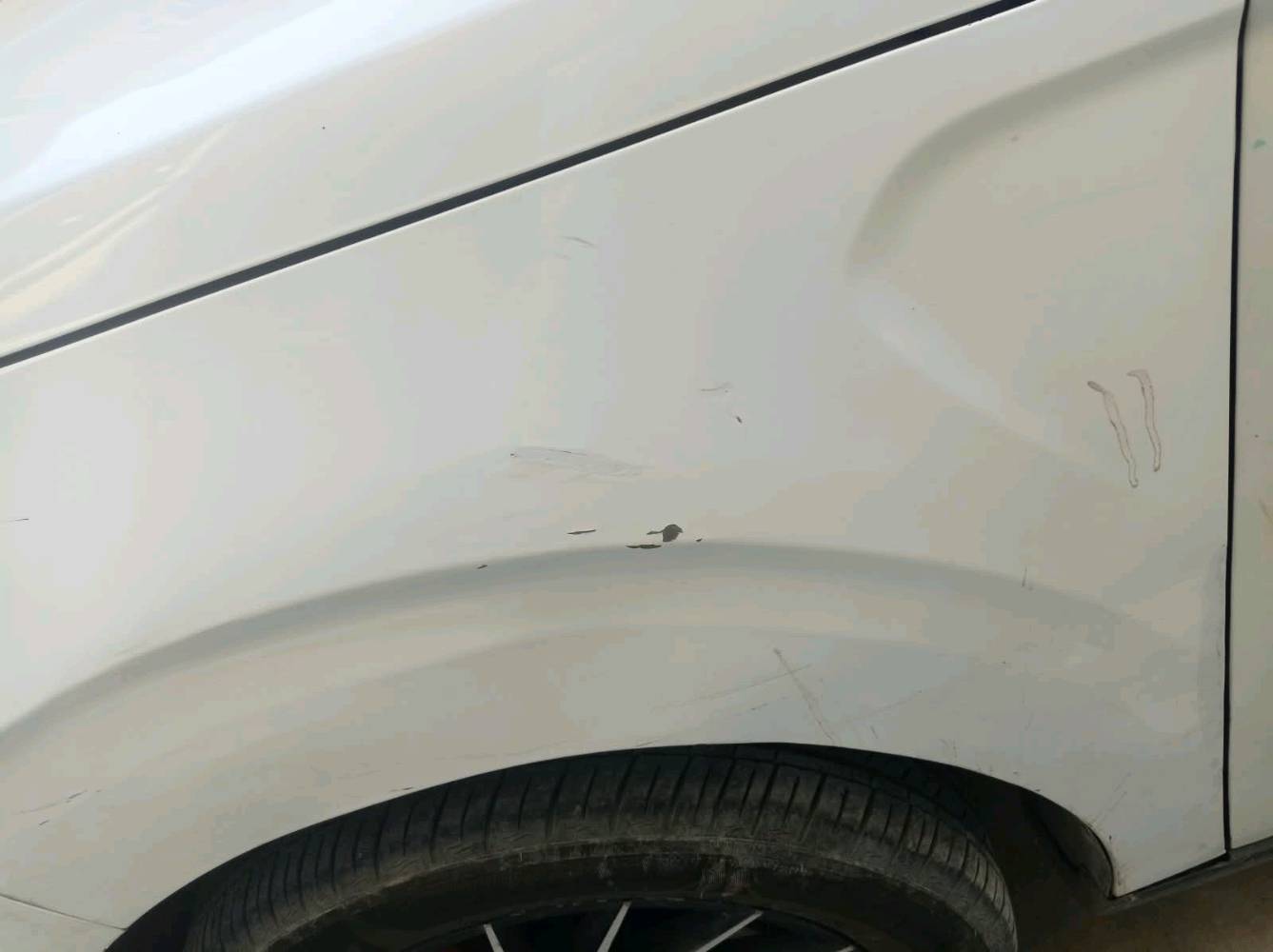 السلام عليكم كيا صول امريكي موديل 21 باسمي هزة جديده سونار صار 4 اشهر
ماخذلها.. بيها بابين ونص جاملغ مبين بالسونار..كير ومحرك وتبريد ماشية 86 كم خير من الله، رايدها 120 وبيها مجال للطيبين..الاعظمية سبع ابكار..
***********