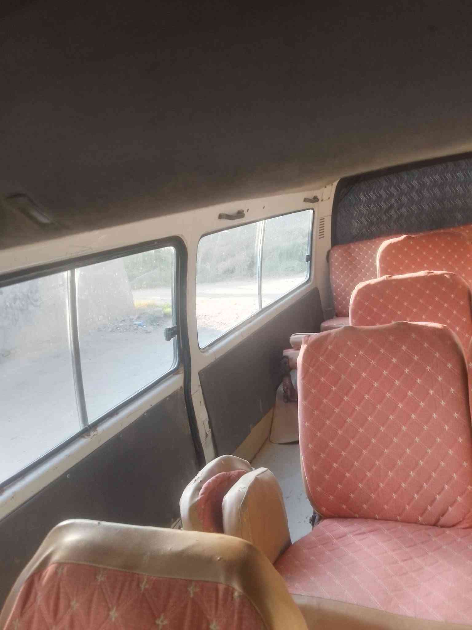 سلام عليكم فتون للبيع الفين وتسعه 
مكينه كير اكسن كفالا حداديه نص عمر 
تخم تاير 
مكان كربلا طويريج السعر 25وبيه مجال 
***********
