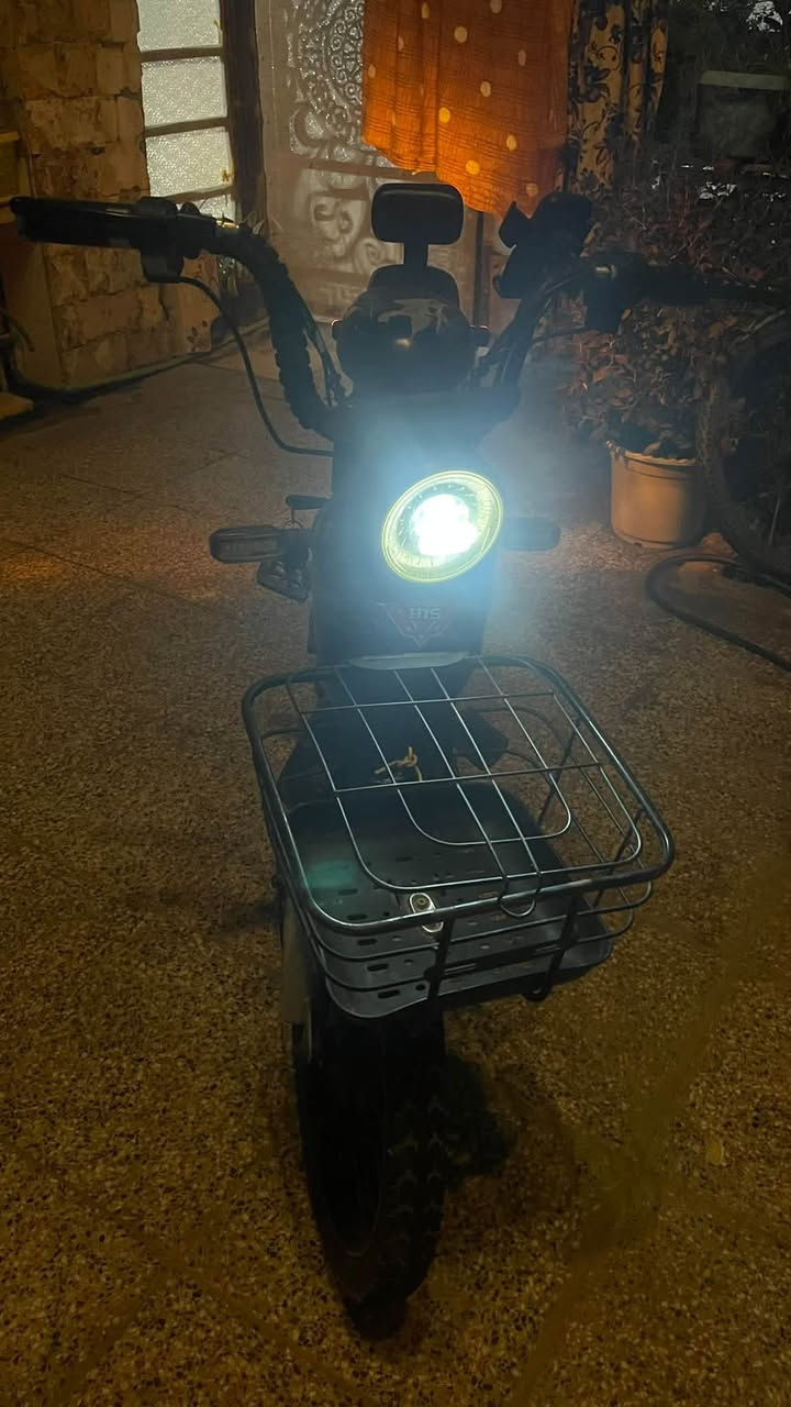 دراجة HIS • ٤ بطاريات • كسر بالرجل