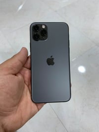 آيفون ١١ برو • ٦٤ • بطاريه ١٠٠