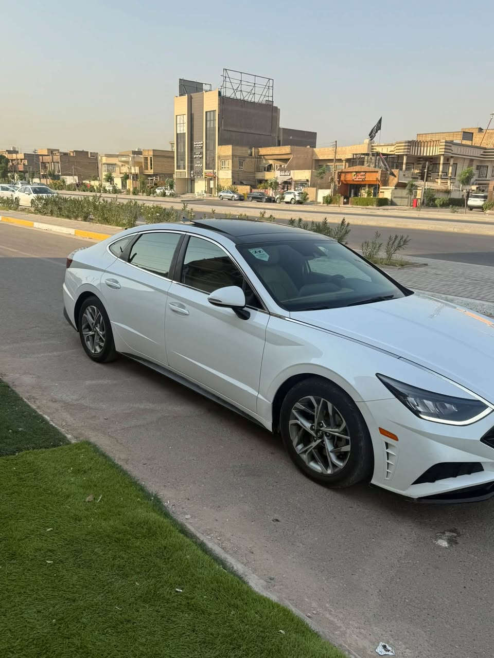 سلام عليكم
سوناتا موديل 20 وراد امريكي اكلين لمتدد فول موصفات سيارة جديدة ماشيه 50
محرك 2500 
سعر 175 وبيه مجال 
مكان سيارة بغداد
الرقم ***********
