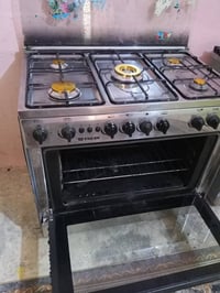 طباخ فريش 5 مشاعل وفرن كله شغال ع الفحص للاستفسار اكثر مراجعة الصفحه ا...