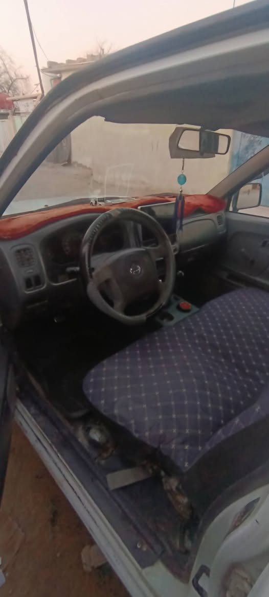 السلام عليكم نيسان للبيع موديل 2003 
السنويه جديده تنتهي 2031
عنواني البصره قضاء الزبير 
الاستفسار على هذا الرقم   ***********
