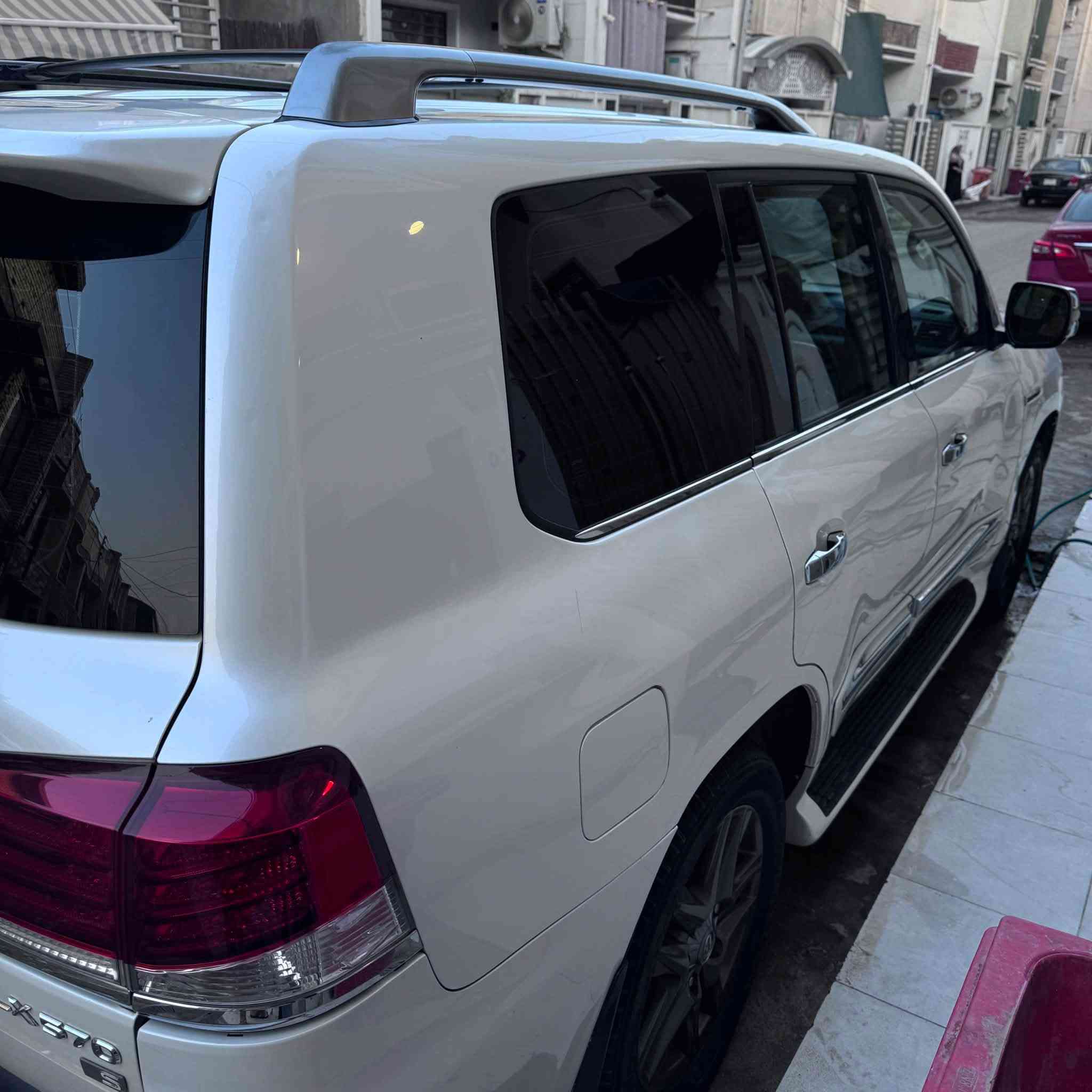 لكزس LX570 • ٢٠١١ • رقم بغداد