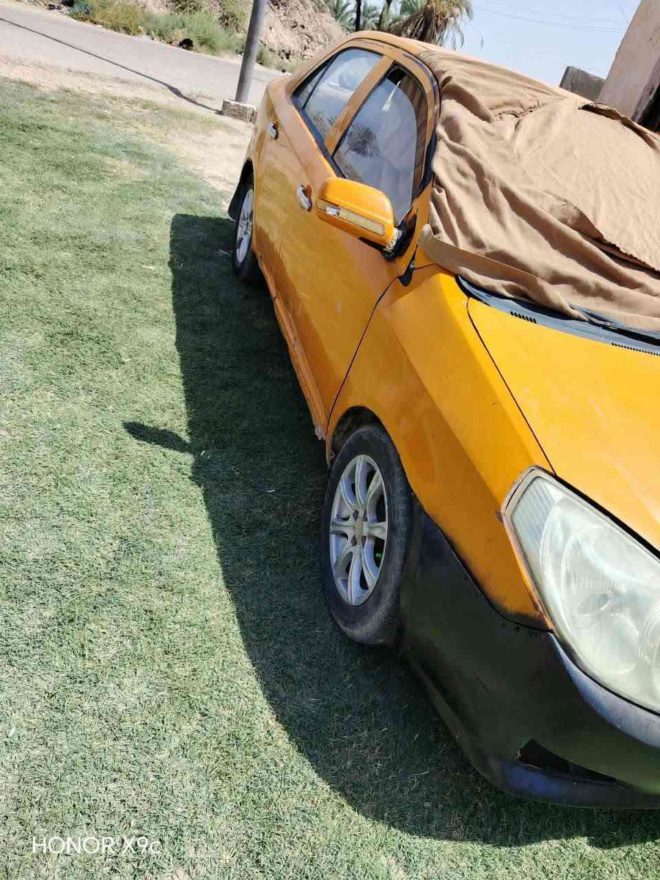 سلام عليكم
جلي mk للبيع 

سيارة محور كورولا مكينه وكير بيكاتشو 

حداديه نضيفه 

تخم تاير 

كهربائيات شغاله 

مصفره هيئه وغرامات 
السعر / 20 وبيه مجال 

مكان / الناصريه / بين الشطره والغراف بالقرب من جامعه الشطره . 

الهاتف / ***********. وتساب
