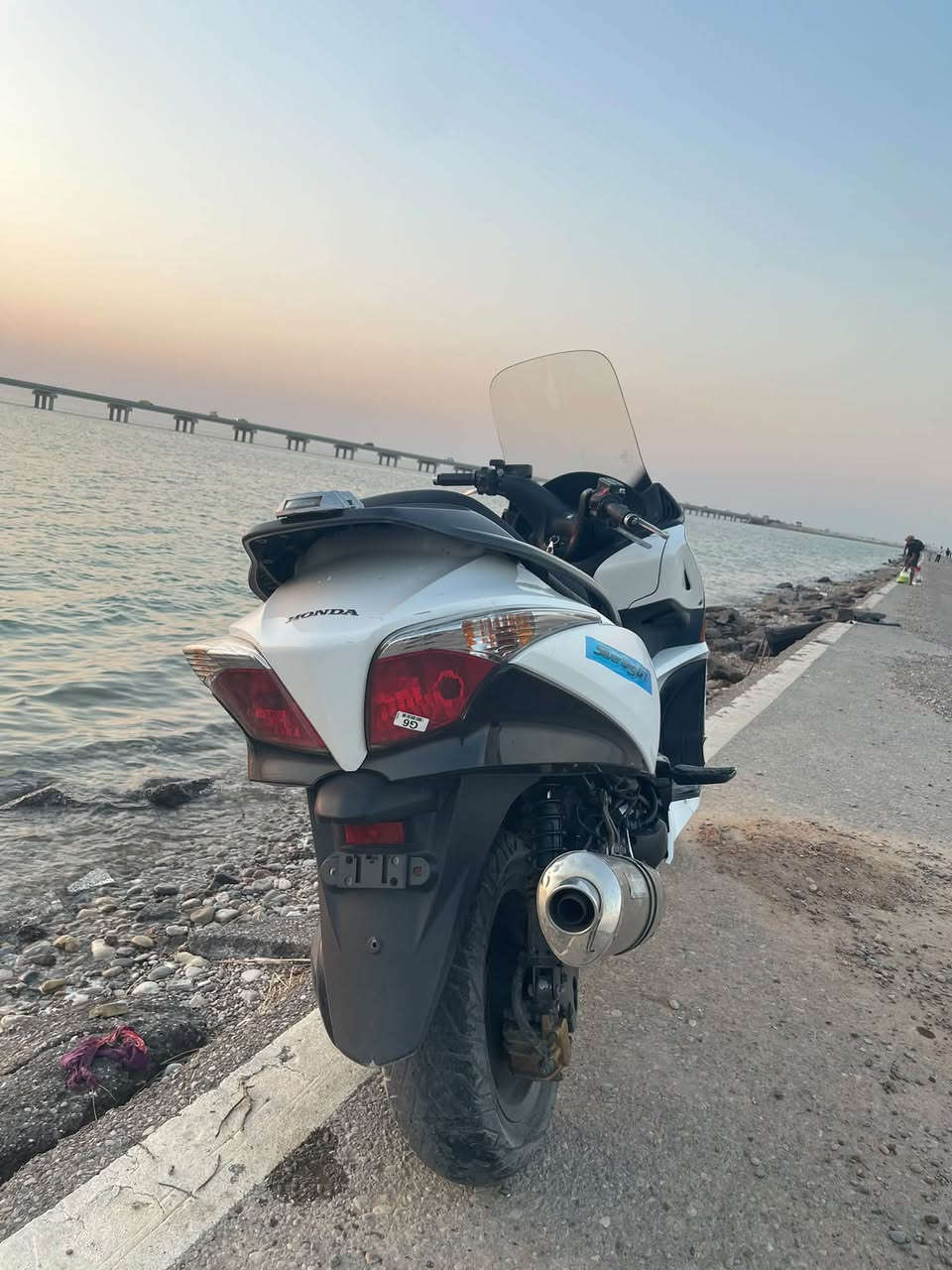 جيتي مكينه ٤٠٠ مكينه مكفوله
مواصفات 
اي بي إس مانع نزلاق 
شاشه جي بي إس  
 اوفر 
فجوج ذهبيه 
سعر ١٥ وبيها مجال  الشراي يتصل ***********
بغداد
