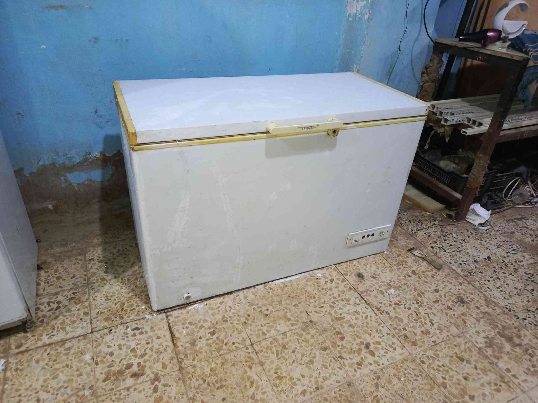 للبيع اغراض منزلية مستخدمه للاستفسار ***********

نص مكتوب في الصور:
- 125 ألف
- 40 الف
- 35 ألف
- 20 الف