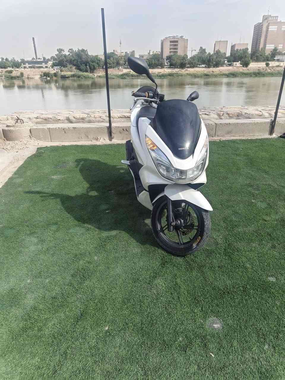 PCX جيل الثاني • ١٥٠ • مشيه ٣٠الف