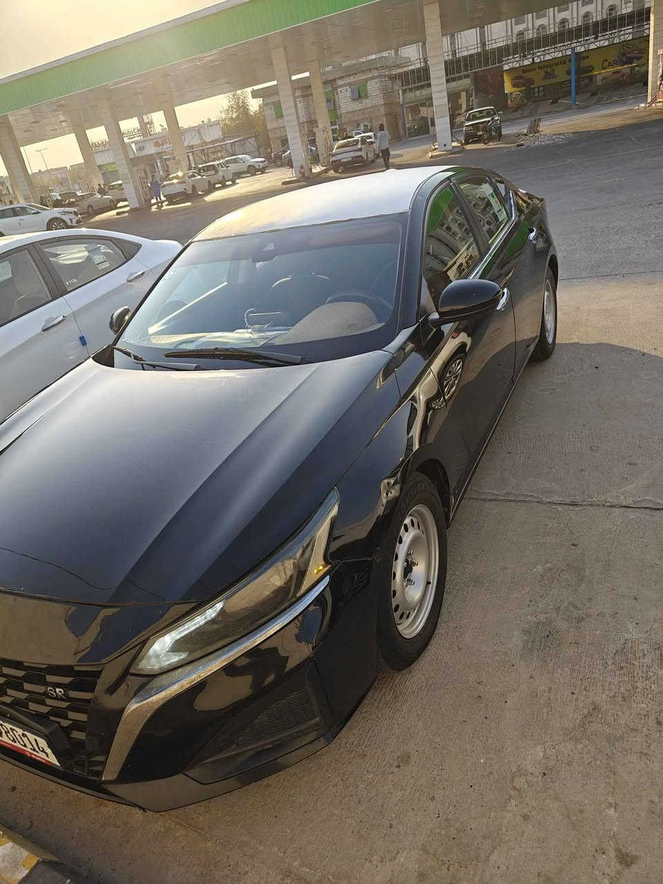 نيسان التيما 2023 SV اسود رقم بصره  باسمي سنويه ورقم جديد تخم تاير وحداده ودسكات وباتري و بلكات و فيتبم كله جديد توني مسوي ادامه كامله للسياره بدون دواخل بدون شواصي 
مكاني البصره
128$
*********** البصرة, العراق
