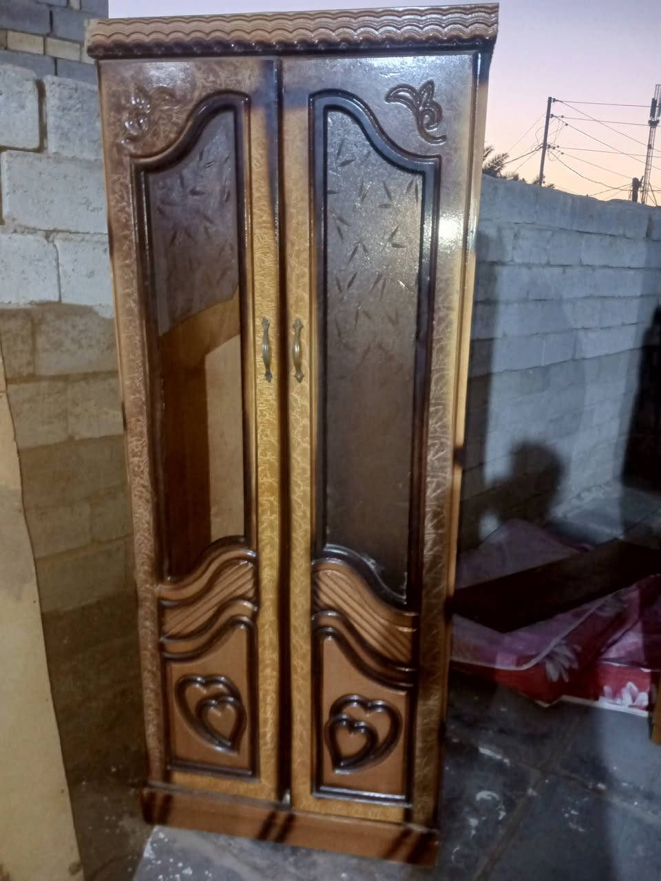 السلام عليكم ورحمة الله
جربايه وميز اتواليت وزاويه كلش انضاف

اللبيع

الاستفسار على الخاص وعلى رقم

***********

الحمزه الشرقي قرب الخالصه
