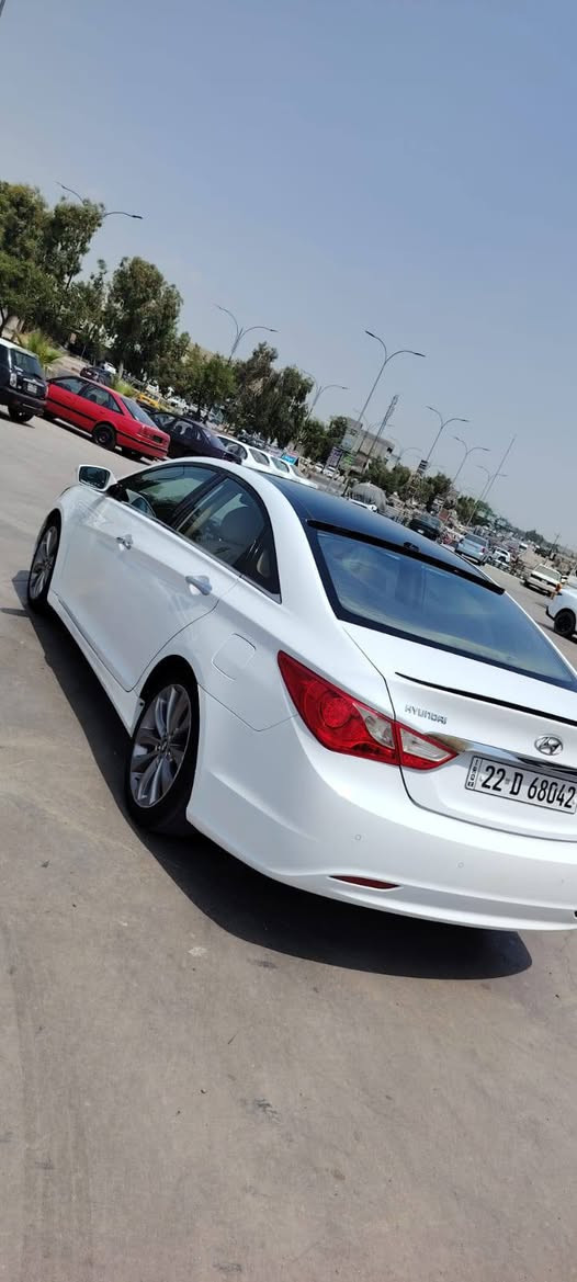 سوناتا موديل 2011فول بانو راما كشن هيتر جلد محرك وكير شرط 2400 صبغ 3قطع بدون دواخل تبريد تدفئه كلوشغال سياره جاهزة مال جناي يوجد ملاحضات بسيطه للاستفسار 
***********
***********
