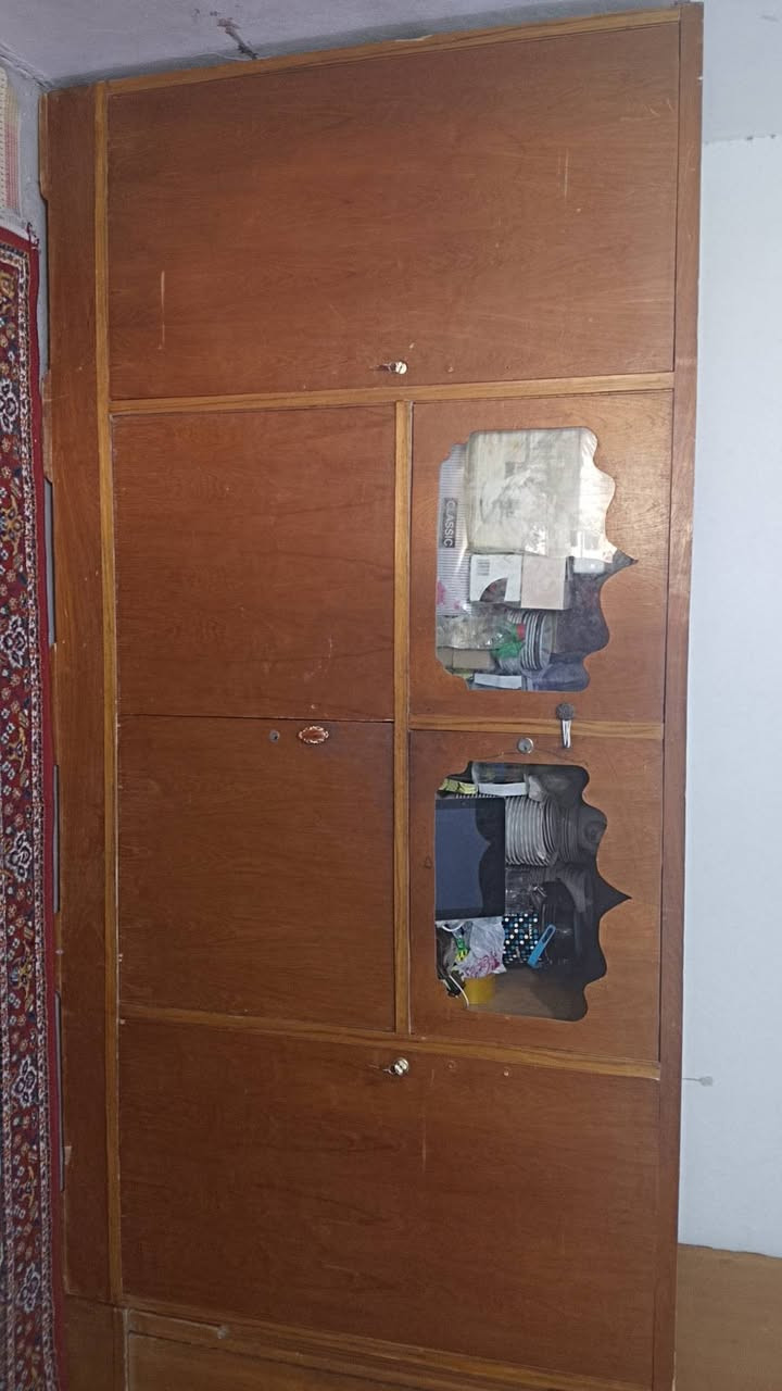 السلام عليكم  يوفية للبيع مستعملة السعر 125 وبيها مجال
مكاني النجف حي النداء موبايل ***********
