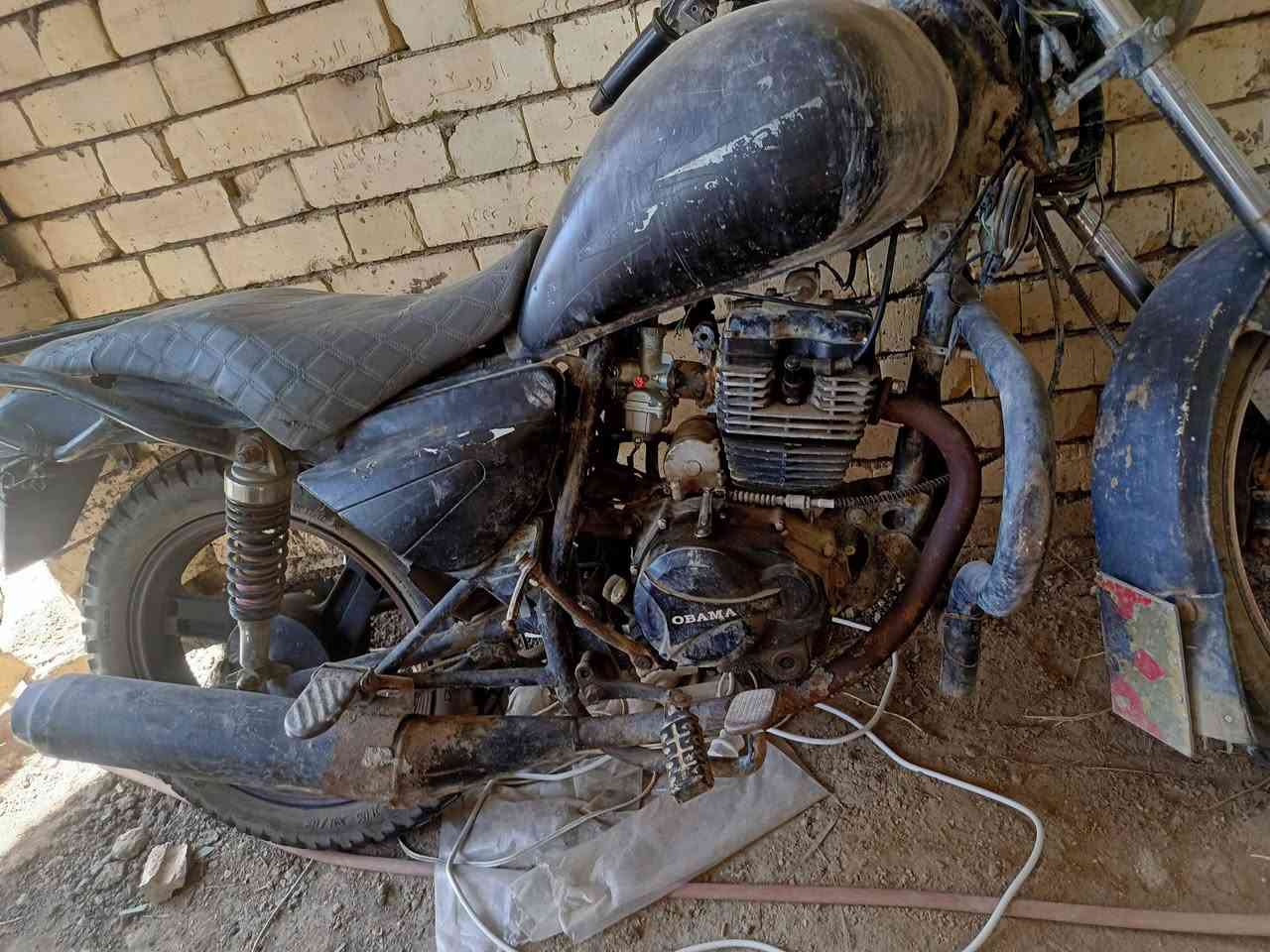 اوباما هويشا شغاله محرك نضيف كلش لاتنقيص ولاتبخير وصوته ناعم وصافي كهربائيات شغاله نقص صالنصه طاكه 150قفل ***********
