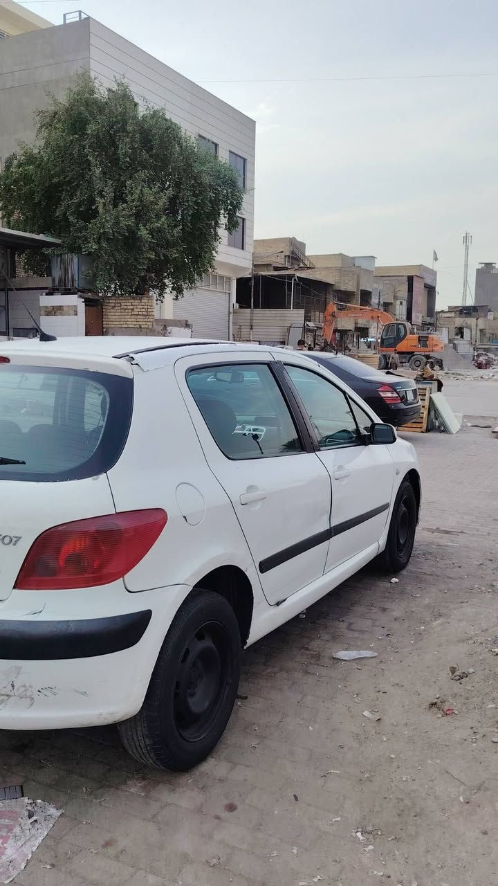 بيجو 307 • ٢٠٠٥ • رقم بغداد