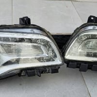 للبيع زوج لايت اصلي اوباما  للتواصل /07819294142
