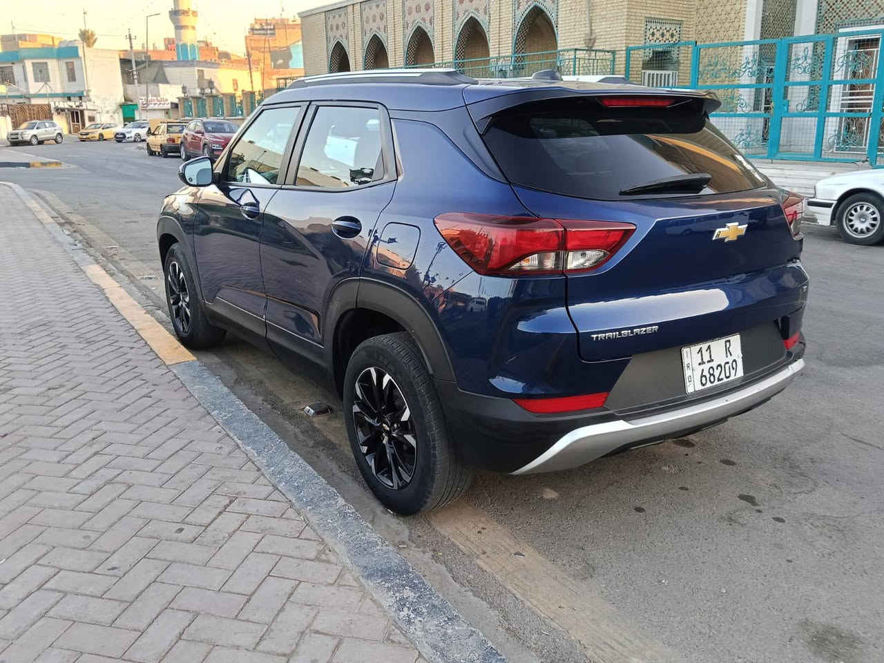 بسم الله..شوفرليت ترل بلايز موديل. 2023 .رقم بغداد الدولي..معوقين. وكالة مضمونة..بيها صبغ نص بنيد وباب خلف السايق يعني صبغ قطعتين..بصمة كشن السايق كهرباء راذارات جانبية ويل كب كبير شاشة كبيرة كامرة دوارة سياقة ذاتية مانع اصطدام وتوجد مواصفات أخرى...السعر..115.$..وبيها مجال.بسيط للإستفسار..***********..يوجد واتس اب بغداد, العراق

