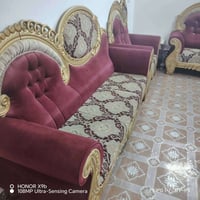 تخم • ١٠ مقاعد • نضيف