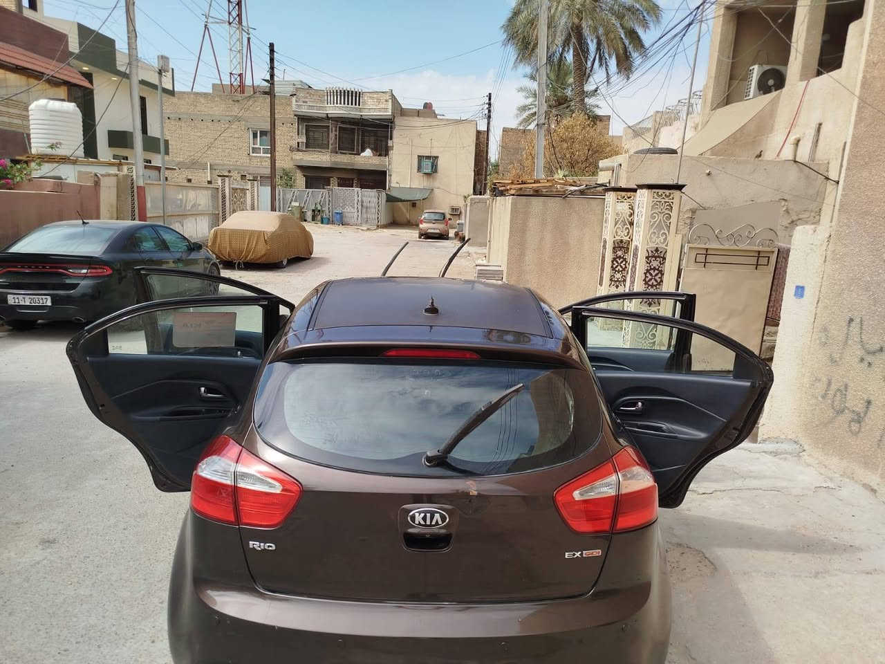 السلام عليكم
كيا ريو موديل 2013 

السعر 75 وبيها مجال

وارد امريكي ضربتها بالجاملغ الايمن الامامي

محرك 1600

تحكم سترين

اشاير،بالمري

فتحة سقيفة

حساسات 

كاميرا و شاشة

مري شفط 

مكانها البياع الرسالة الاولى مقابل العالب الكرخ

***********

***********

