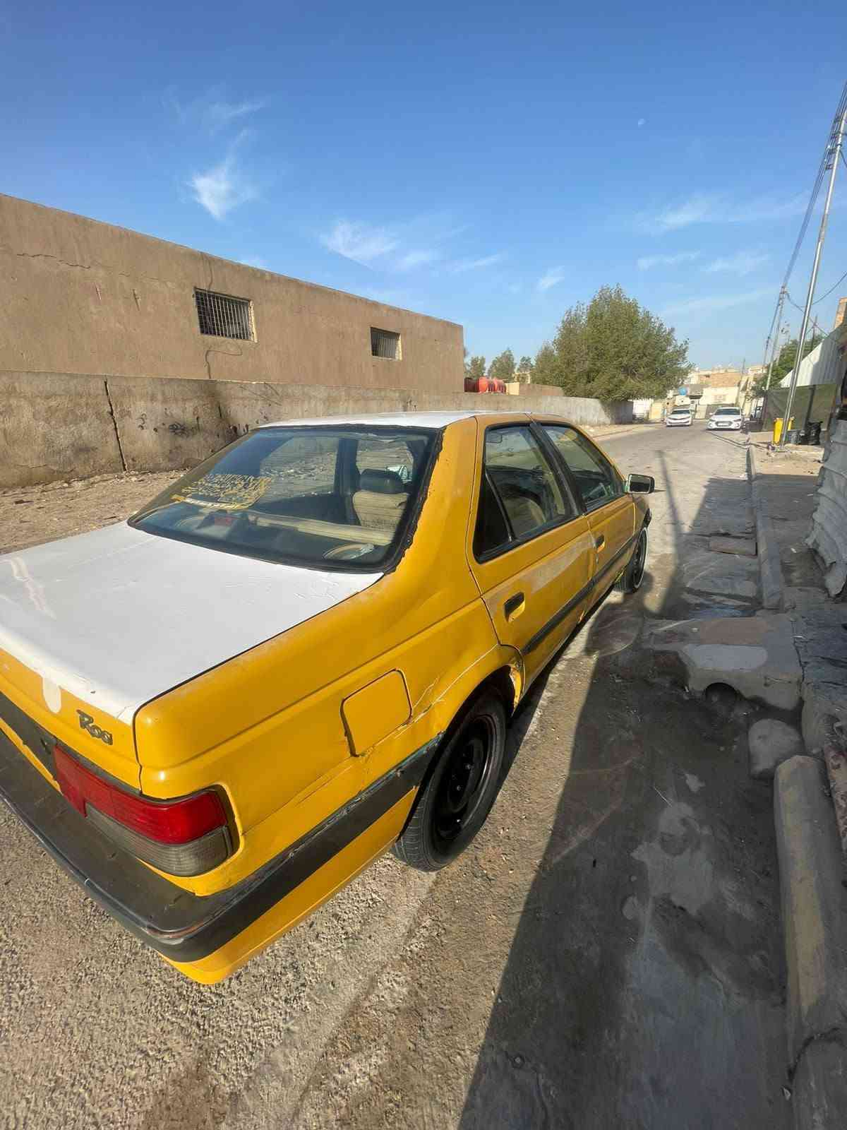 سلام عليكم سياره بيجو روى محوره ونجي تحويل ثاني يوم رقم ذي قار مصفره هيئه وغرامات مكينه وكير جدد حداديه كهربائيات كلها شغاله المكان ناصريه مركز السعر 15وبيها مجال 
***********
