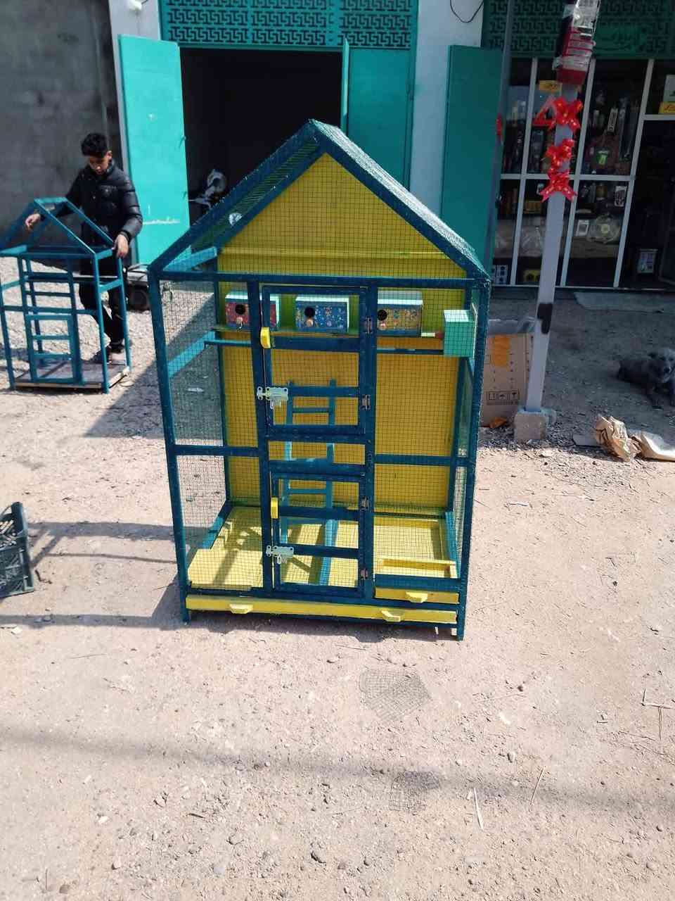 اقفاص طيور • محميات طيور • حجز