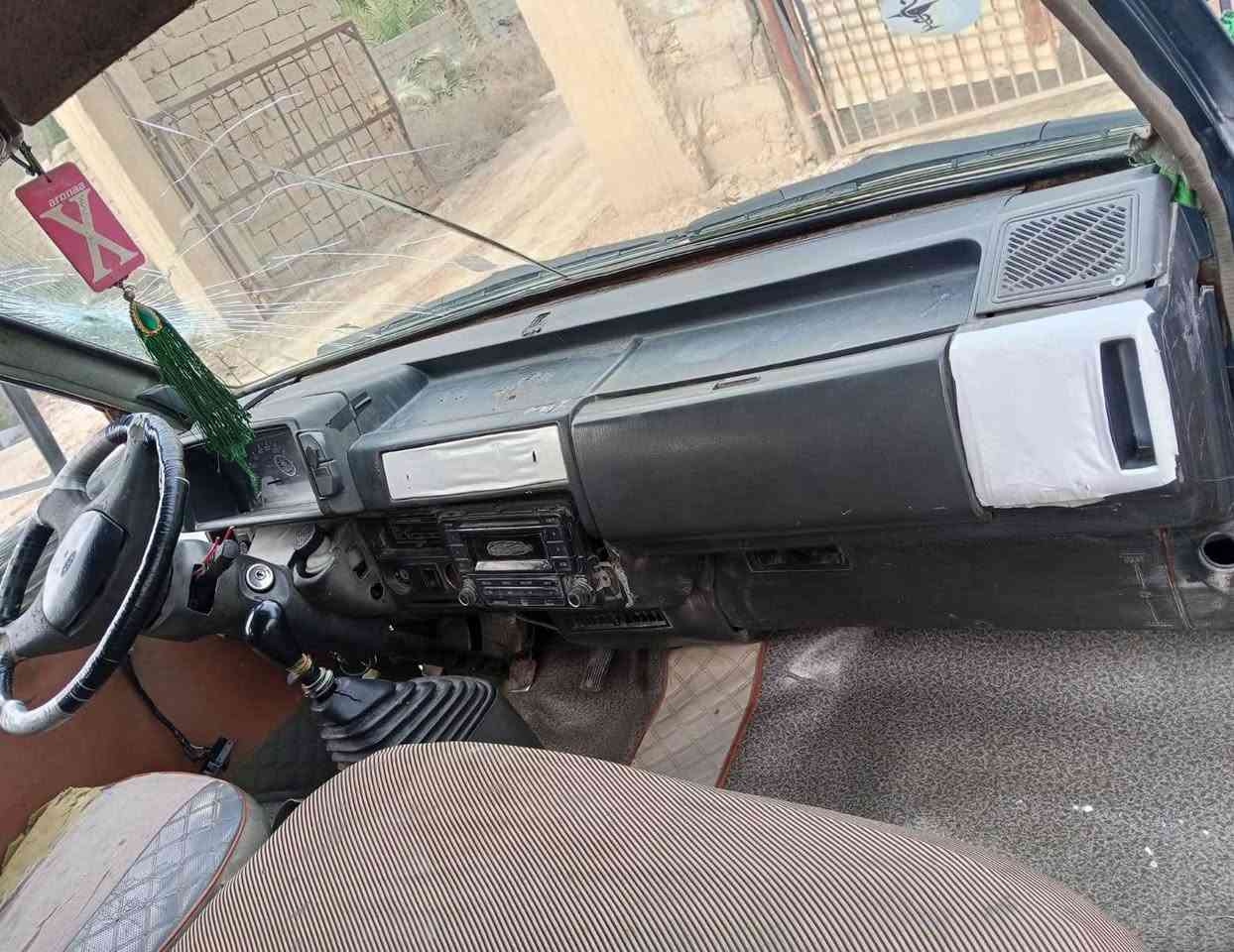 السلام عليكم كيه بسته موديل 94 تخم تاير باتري جديد كهربائية كلهه شغاله سياره نضيفه كلش مكينه وكير وكسن مكفولات رقم احمر للستفسار اتصل على الرقم الخاص مغلق *********** السعر 18 وبيهه مجال اتصل وبيك خير وتدلل
