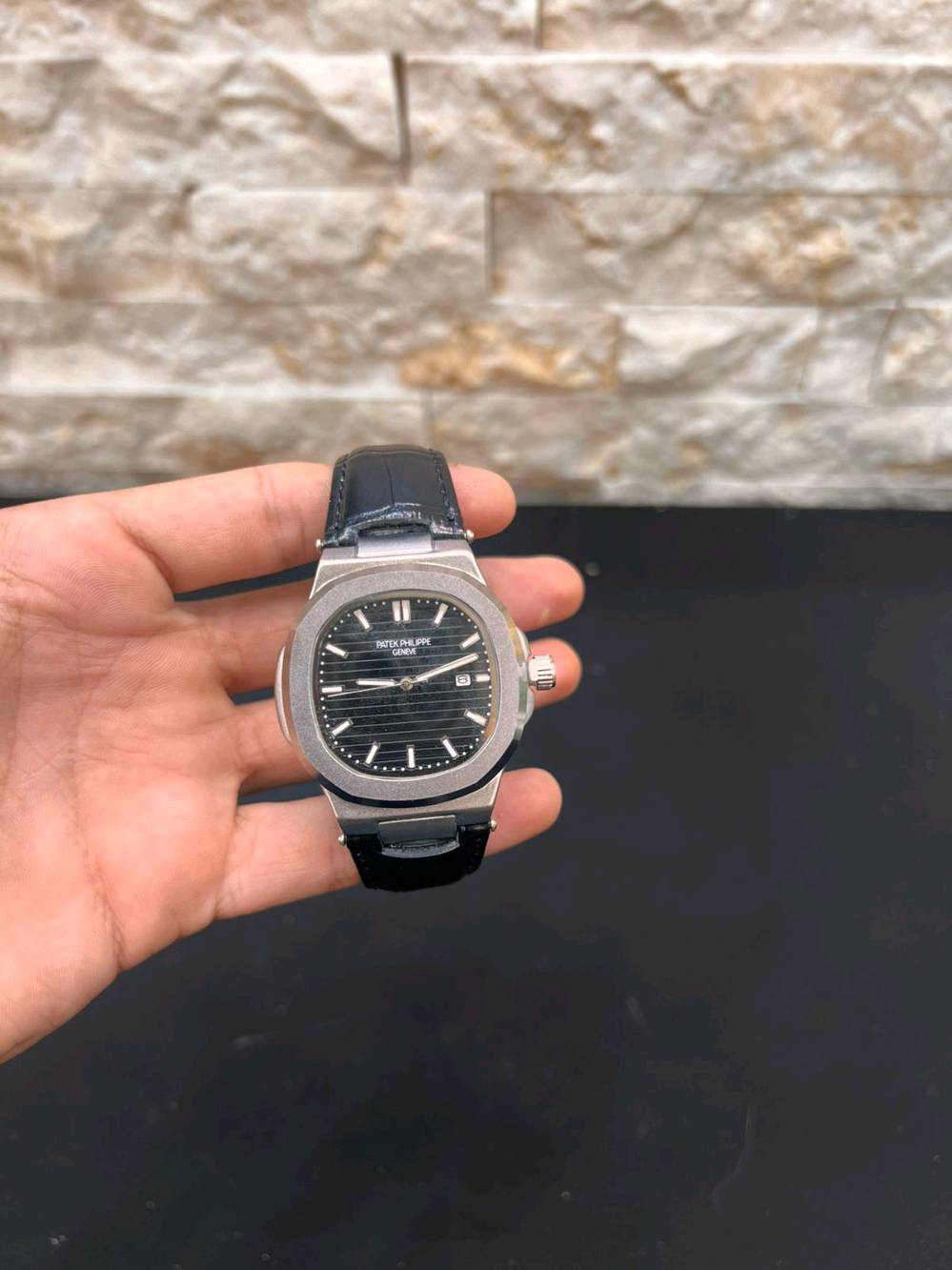 ⌚✨ أناقة الوقت تبدأ من هنا ✨⌚

🔥 ساعات راقية بتصاميم عصرية وفخمة
💎 جودة وأناقة تليق بكل مناسبة
🎁 اختيار مثالي إلك أو هدية لشخص تحبه

📦 توصيل لجميع أنحاء العراق 🇮🇶
💰 أسعار مناسبة ومنافسة
📲 للطلب والاستفسار واتساب: ***********

✨ لا تخلي الوقت يمشي بدون أناقة…
⌚ اختار ساعتك وخلي حضورك يحچي عنك 🖤

━━━━━━━━━━━━
👑 الجود لبيع الساعات
⌚ وقتك… يستاهل الفخامة ✨