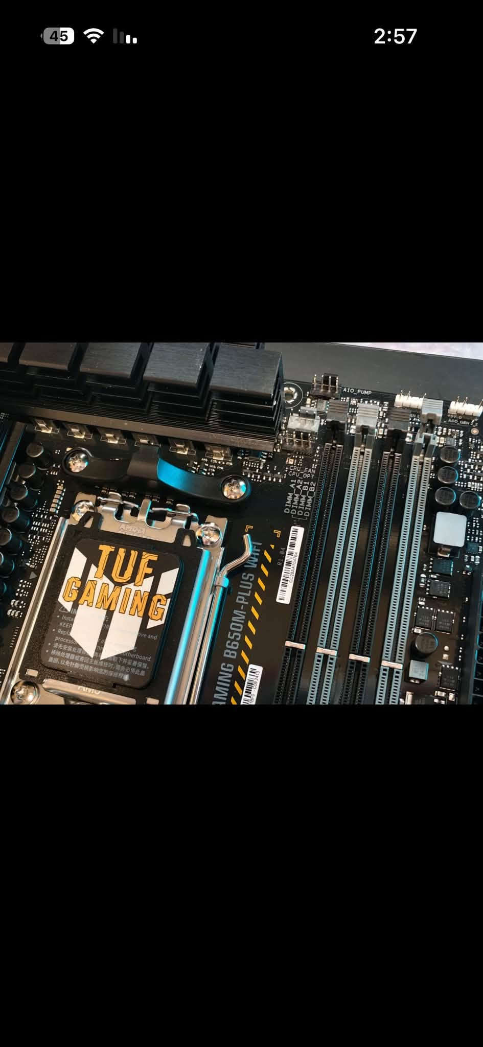 السلام عليكم شباب مذربورد للبيع جديدة 
نظافة 100‎%‎ 
Asus tuf B650m-Plus Wife 
Ram:DDR5
Cpu : AMD 
للتواصل :***********
