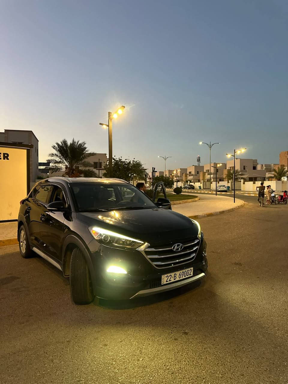 سلام عليكم للبيع توسان 2018…
مواصفات تبريد قطعتين 
مودات قياده 🛑
مانع انزلاق ❗
دفع رباعي 🚘
مري حساس 
تحكم شاشه 
للايت لد  
محرك 200ممفتوح وضع شركه بدون عيب
كير اوتوماتيك  بدون عيب
تحكم ستيرن
مثبت سرعه 
حساسات خلفيه
بروجكترات
4دسك وABS
نظام ايكو
سياره جديده ونصبه فول وترتيب ونظافه 
( محرك/كير/تبريد/تدفئه/كهربائيات/صدر ) كلها توب متحتاج اي مصرف 
🔺السياره بيها صبغ بس  البنيد  مكفول بدون دواخل ايبرباك استيرن فقط طاك راجع سستم وبارد حك شبر فقط❗
🚦رقم أربيل 22 دولي 
👈🏻السعر 145$..وبيها مجال بسيط 
🎗️مكان تكريت 
ه‍ـ***********
