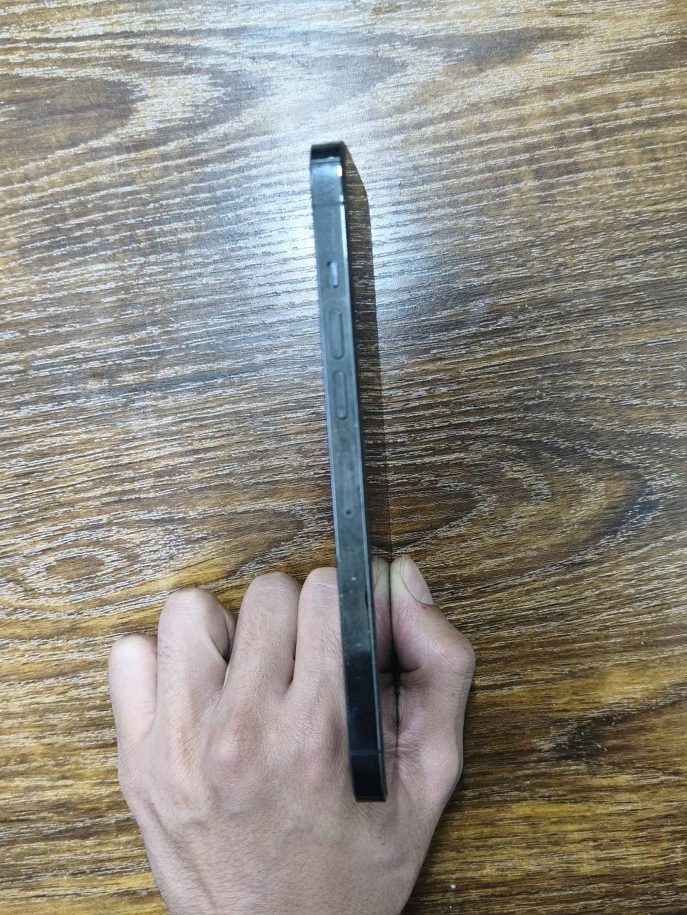 🔥 للبيع iPhone 13 Pro Max 256GB 🔥

📱 جهاز قوي وكلشي بيه شغال 100% ما عدا الملاحظات المذكورة أدناه.

✅ لمس سريع وسلس
✅ الكاميرات شغالة
✅ السماعات والمايك شغالة
✅ Face ID شغال
✅ الواي فاي والبلوتوث شغال
✅ الجهاز سريع وما بي تعليق

🔋 البطارية مبدلة بنوعية زينة
📱 الظهر مبدل وموجود بيه كسر
📶 السيم كارت مرات يشتغل ومرات يوكف ويحتاج تصليح بسيط

💰 السعر 500 ألف دينار فقط

📌 الجهاز مبين كلشي بيه بصراحة، والفحص والتجربة حق المشتري قبل الشراء.
📌 السعر قابل للتفاوض للجاد فقط.