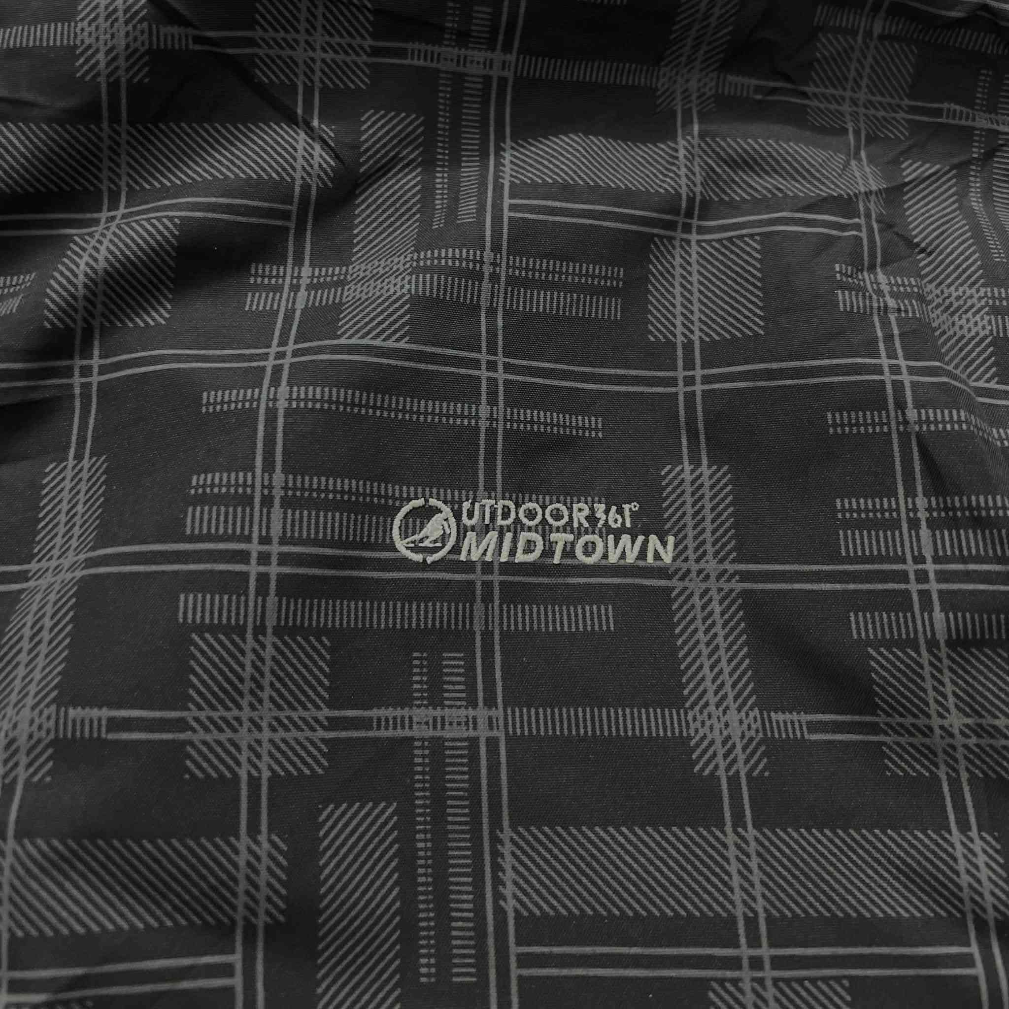 جاكيت اوتدور • ماركة 361 • مقاس XL