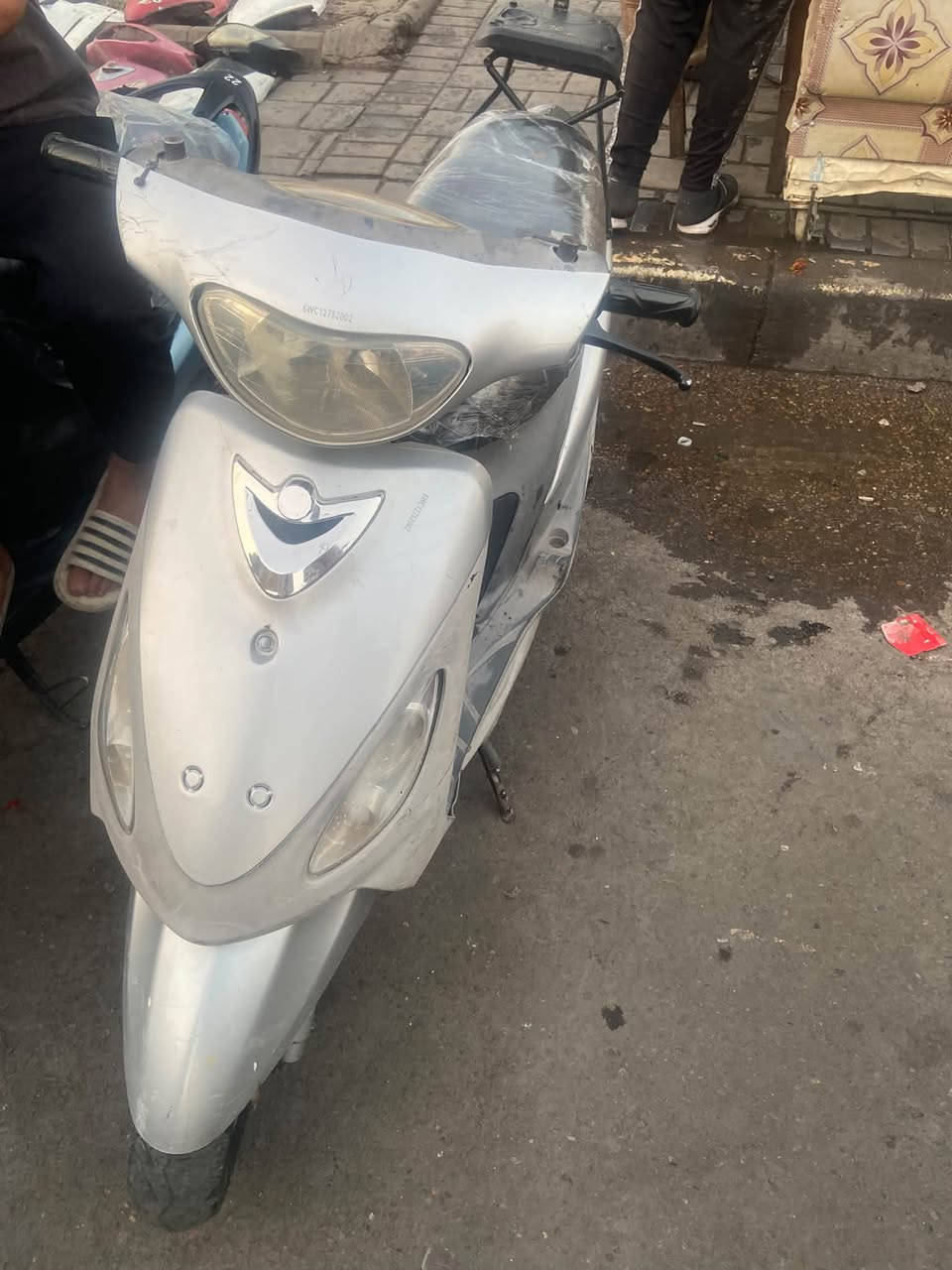دراجه ماكس منغولي دراجه نضيفه مكينه بلادي دراجه اي نقص مابيه لاستفسار عله رقم واتساب ***********السعر 450وبيه مجال حك الجيه
