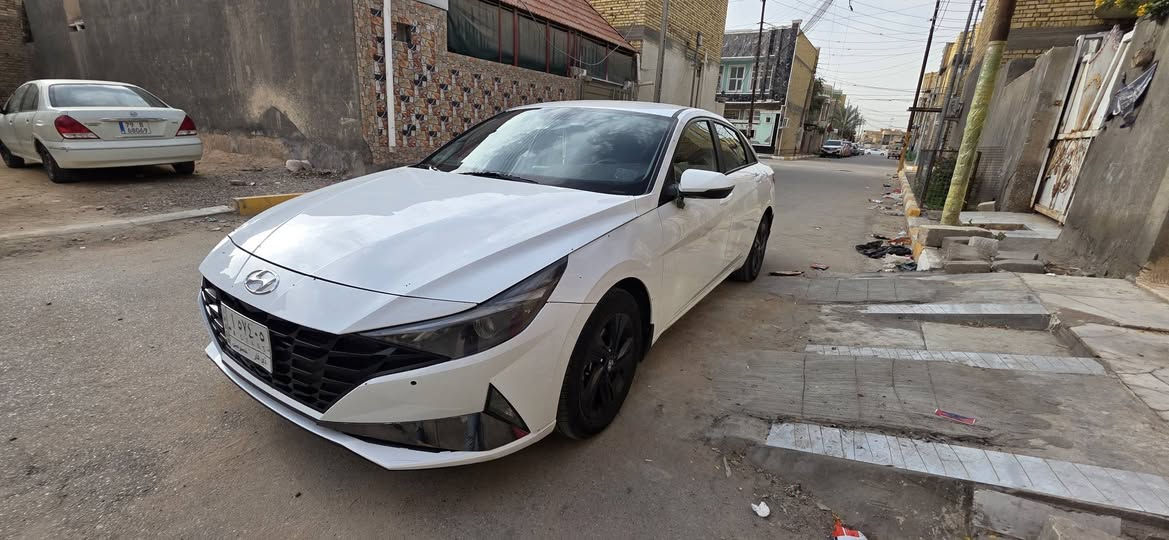 🔥 للبيع النترا 2022 – 1600 دوش 🔥
🚘 اللون: أبيض
📍 المكان: الناصرية – مركز المدينة
🛣️ الممشى: 70 ألف كم
⛽ مضافة عليها منظومة غاز
✨ مواصفات السيارة: ✅ تحكم فول
✅ تبريد خلفي
✅ شاشة
✅ كاميرا خلفية
✅ 5 ويل كب 
✅ لايت أمامي زنون 
📋 رقم ذي قار – شركة مصرف / استقطاع مباشر
⏳ باقي سنة وتصبح السيارة حرة
🔧 للتوضيح وبكل أمانة:
الباب الخلفي جهة السائق مبدل بباب أصلي شركة وبدون صبغ، بسبب طگة ستوتة، والباب القديم موجود.
وبارد اقل الشبر في مقدمة البنيد
💰 السعر: 140 $
📌 الجاد يتفضل، والسيارة جاهزة للفحص من أي مكان.
🌹 المعاينة خير دليل، والرزق على الله.
للتواصل والاستفسار اكثر 
***********
