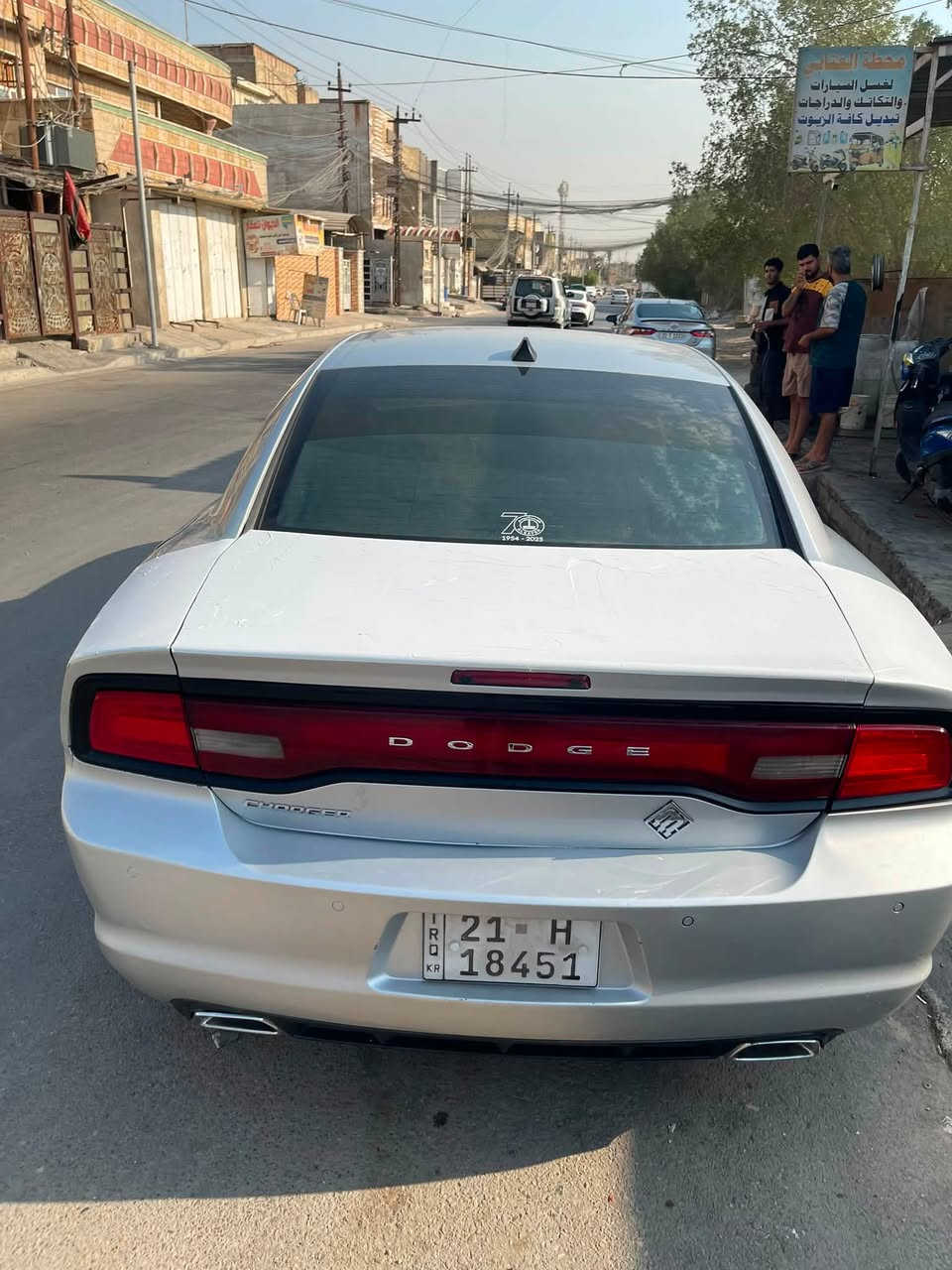 سلام عليكم جارجر مديل 12 اصل بسمي رقم سليمانيه هزه سنويه جديده شرط تحويل/ تفاصيل سياره صبغ لحزام عده بنيد قماره وقبق جنطة بدون صبغ/ سيارة أمريكية حادث جاملغ الخلفي معمر +بل عراق جاملغ جهت سايق نطخ وبدلته/ مواصفات كير عصه شاشه/ بصمه داخل جكليتي غرفته بل جيس دوشمه عام فرشه سفاري لايلون عام مكينه كير مكفولات/ تبريده ثلج مناقصه شي / توه مشت 2500/ ويل كروم 18 تخم تاير منضومه زنون عالي ناصي مكان سياره بغداد الشعب/ سعره 120 
***********
