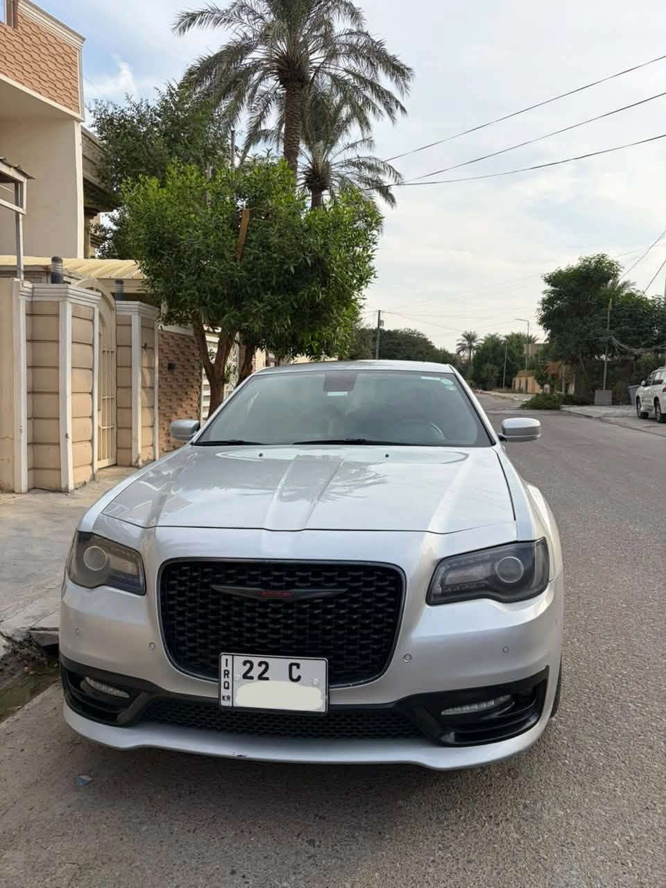 كرايسلر 300s • ٦ سلندر ٣٦٠٠ • رقم اربيل
