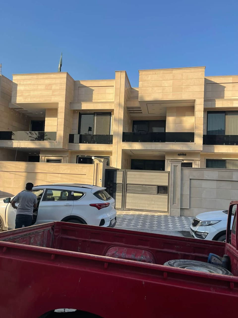 🏗️ شركة وادي المستقبل للتجارة والمقاولات العامة
🏠 اليوم أنجزنا بيتين بمساحة 600 م² في شارع فلسطين 

✨ بأعلى المواصفات والمعايير الهندسية

نقدّم لكم أفضل الحلول الإنشائية والتنفيذية، مع:

✅ تنفيذ بأعلى جودة

✅ إشراف هندسي متكامل

✅ الالتزام بالوقت والدقة

✅ أسعار مناسبة ومنافسة

🔴 عروضنا الخاصة بالبناء:

• عرض البناء بالطابوق الأصفر:  200 ألف دينار للمتر الواحد

• عرض البناء بالطابوق الأحمر:  230 ألف دينار للمتر الواحد

🏡 عروضنا المميزة لتسليم المفتاح:

🔹 العرض الأول:  500 ألف دينار للمتر

🔹 العرض الثاني:  550 ألف دينار للمتر

🔹 العرض الثالث:  600-750 ألف دينار للمتر

✨ اختار العرض اللي يناسبك وإحنا نوصل بيتك جاهز للسكن.

📞 للتواصل والاستفسار:

حيدر : ***********

علي : ***********
