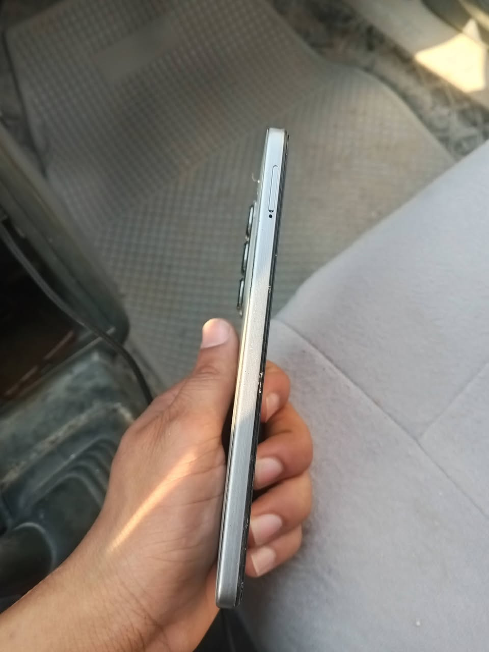 السلام عليكم جهاز للبيع انفنكس هوت50برومبدل شاشه سعره155بي مجال قليل لي ريده يراسني ذكرته256هذغرقمي***********
