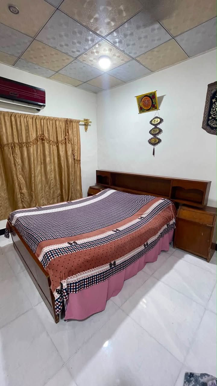 غرفةنوم نجارة عراقية خشب صاج
مناسبه متكونة من خمس قطع ماعدا الكنتور 

مناسبه اتصل وتدلل  ***********

مكانها القبلة
