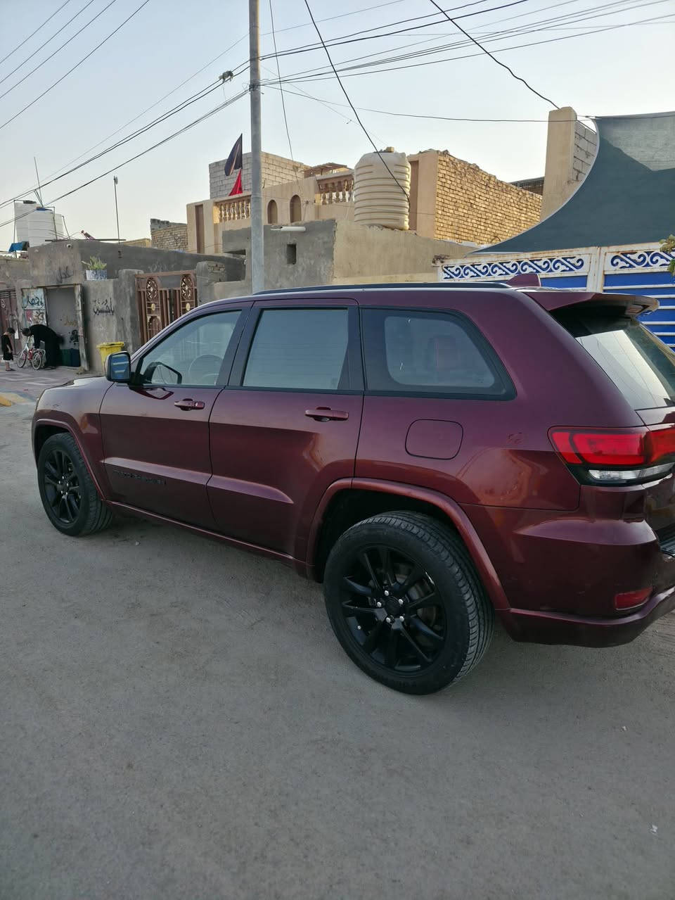 ألسلام عليكم
جيب كراند 18
وارد أمريكي تبديل بنيد فقط بدون دواخل وبيه بارد قليل بالجاملغ الايسر
حداديه نضيفه مكينه وكير نضاف جنطة كهرباء تشغيل عن بعد فتحة بانوراما.رقم ناصريه دولي بأسمي سعر 210 $ للتواصل

 ***********
