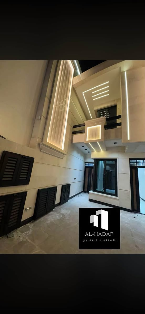 🏡دار حديث للبيع🏡
🔺 المساحة :150متر بناء مودرن مميز
🔻الواجهة:٥م. النزال: 30م 
🔹سنة البناء :2026 زيرو غير مسكون
🖱️بناء فوول درجة اولى مرمر + ديكورات
     🔶الطابق الارضي:     
       🔸️مدخلين 
       🔸استقبال
       🔸️صالة 
       🔸️مطبخ (حار + بارد)
       🔸️خدمات صحية 
       🔸️غرفة نوم كبيرة سويت
       🔸مناور + شلال
 
🔶الطابق الاول:  
       🔸️٣ غرف نوم كبيرة (سويت)        
       🔸️خدمات صحية 

📌موقع الدار/ حي البنوك قرب الشارع العام 
_____________________________________________
للاستفسار مراسلة الصفحة على الخاص 
او الاتصال على الارقام التالية:
☎️***********
📞متوفر واتساب+واتساب

او مراجعة⭕ مكتب الهدف للعقار ⭕
📍 عنوان المكتب: حي البنوك باتجاه الجسر مجاور مكوى ريحانه
